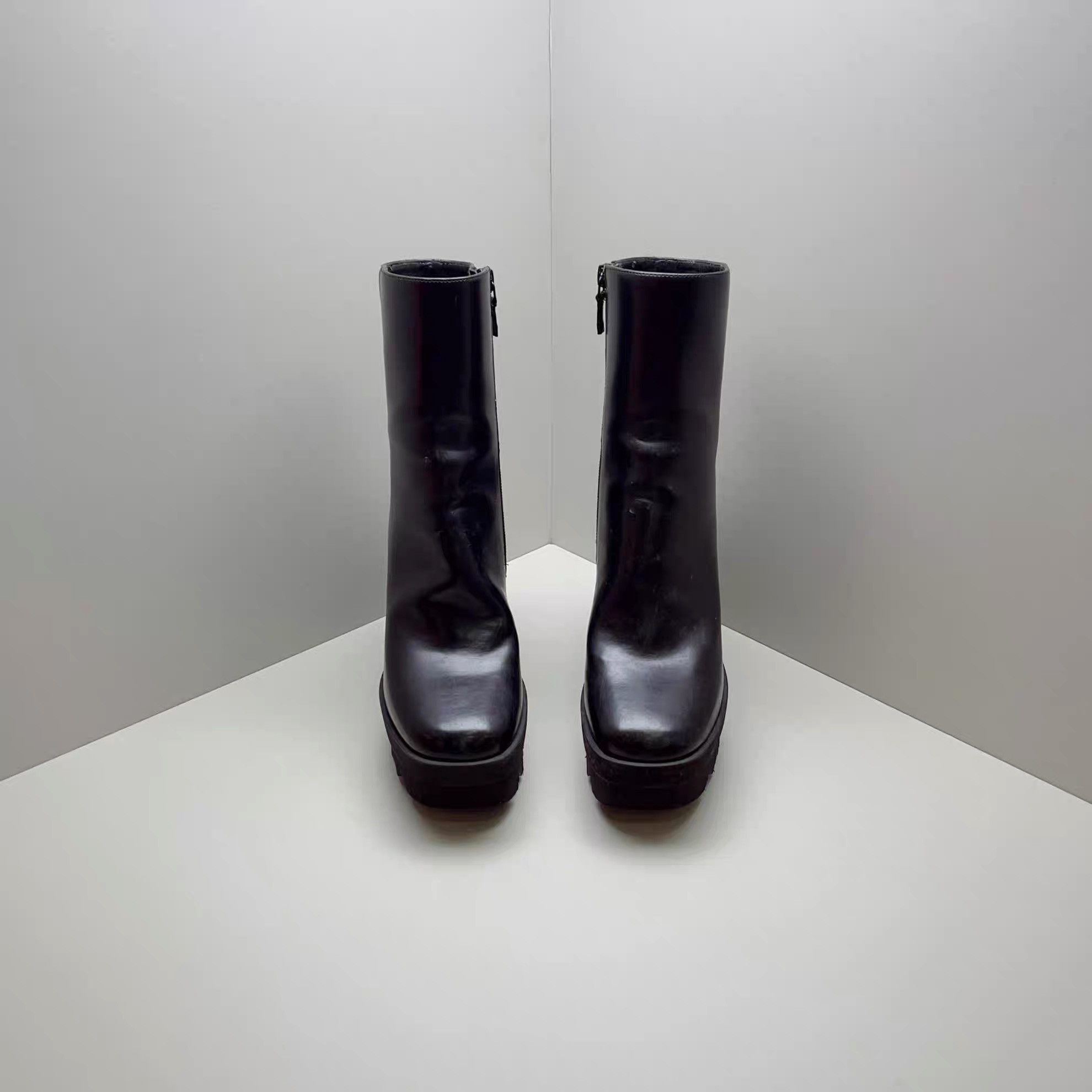 Stella McCartney Stella McCartney Black Leather Heeled Ankle Boots K38 Size US 7 / IT 37 - 2 Thumbnail