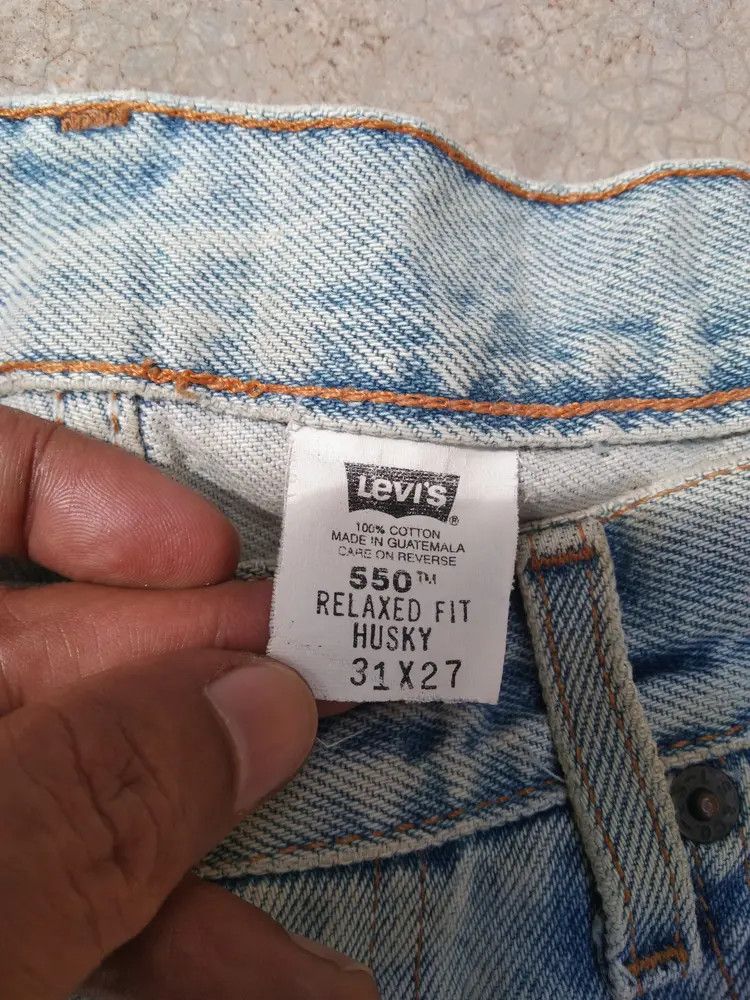 Levi's Vintage Levi's Jeans 550 Distressed Denim 31x28 Size US 31 - 9 Thumbnail