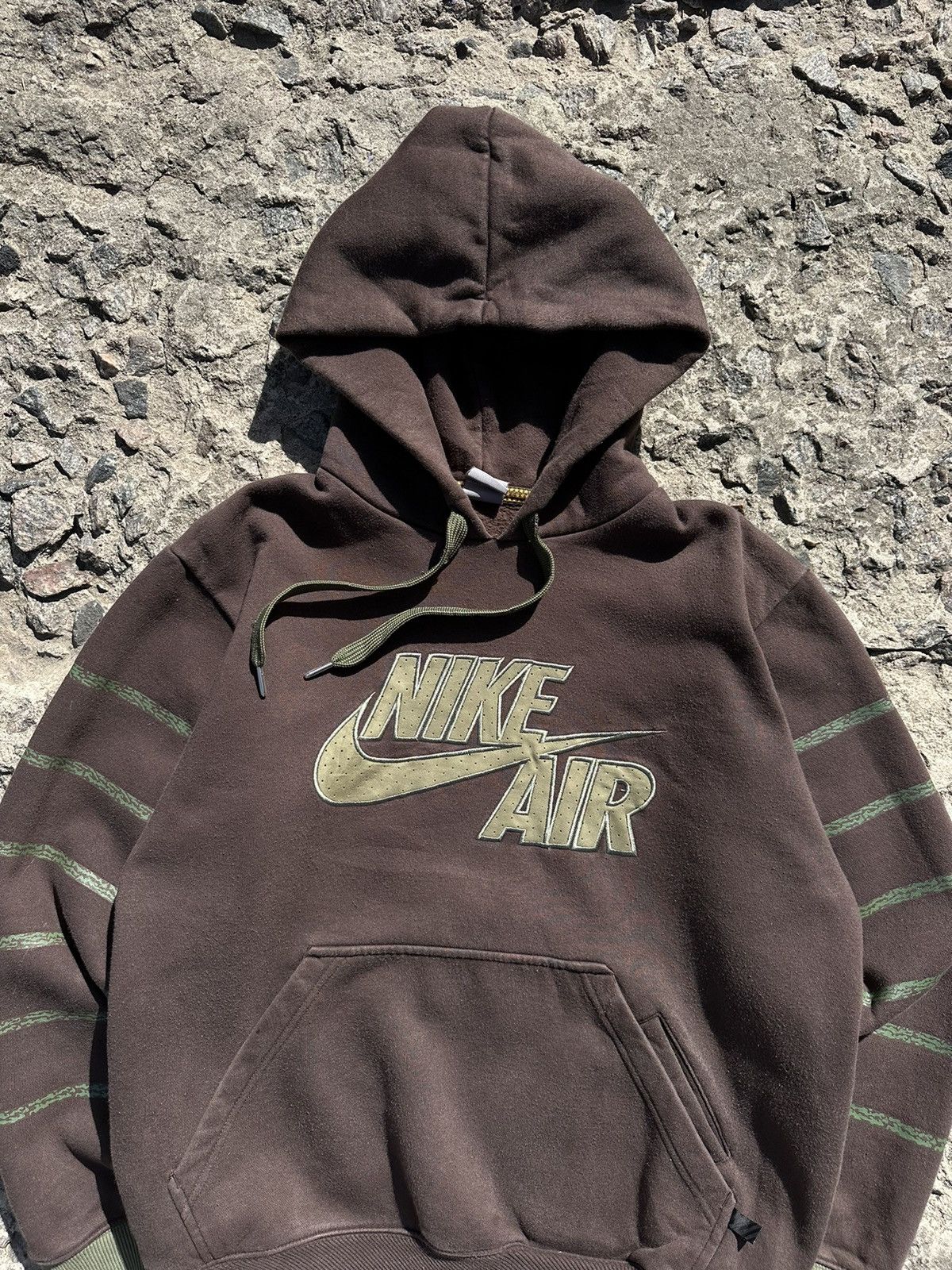 Nike × Vintage Vintage 00s Nike Air Big Logo Brown Hoodie Size US S / EU 44-46 / 1 - 2 Thumbnail