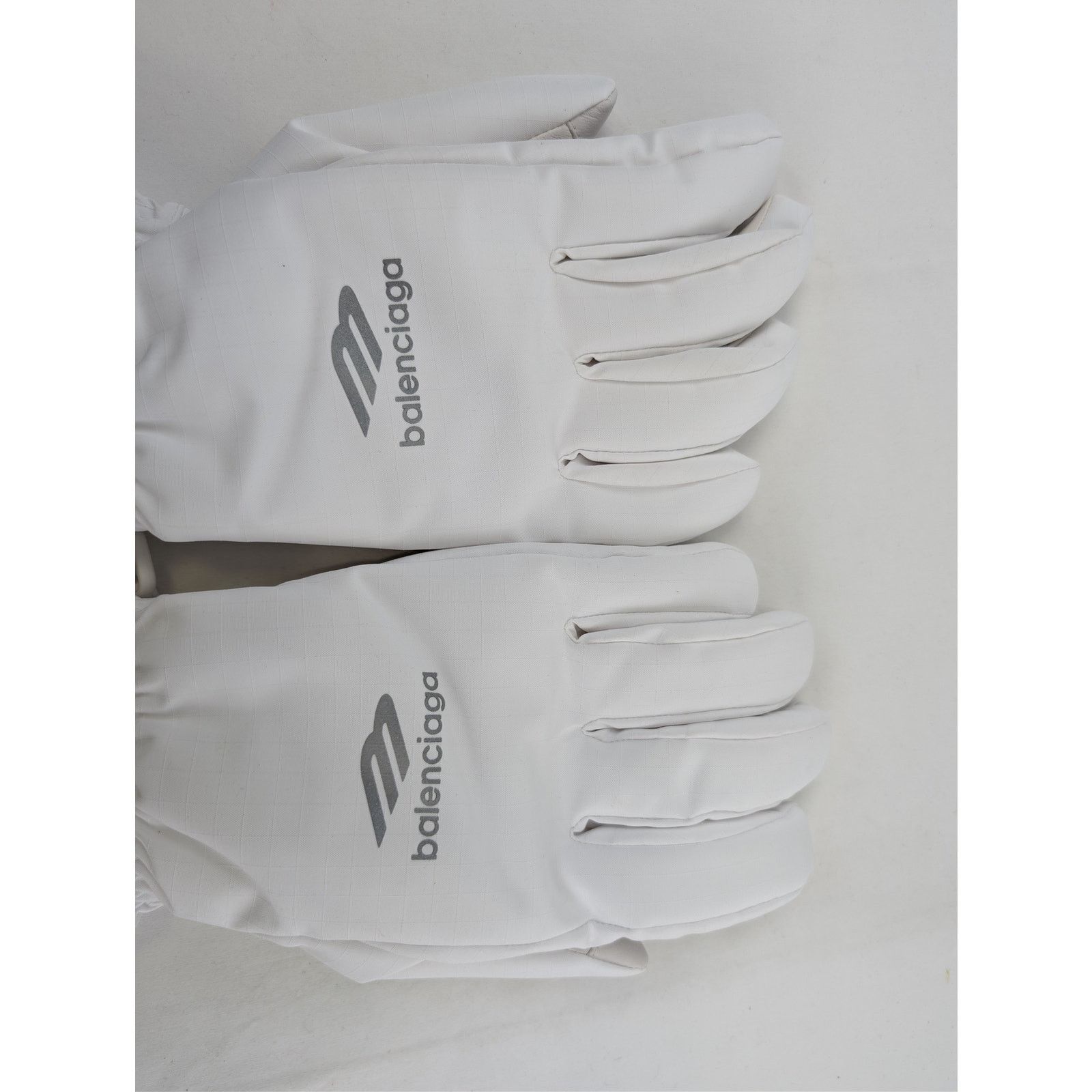 Balenciaga o1rshd1 Size: M / Ripstop Ski Gloves in White Size ONE SIZE - 8 Thumbnail