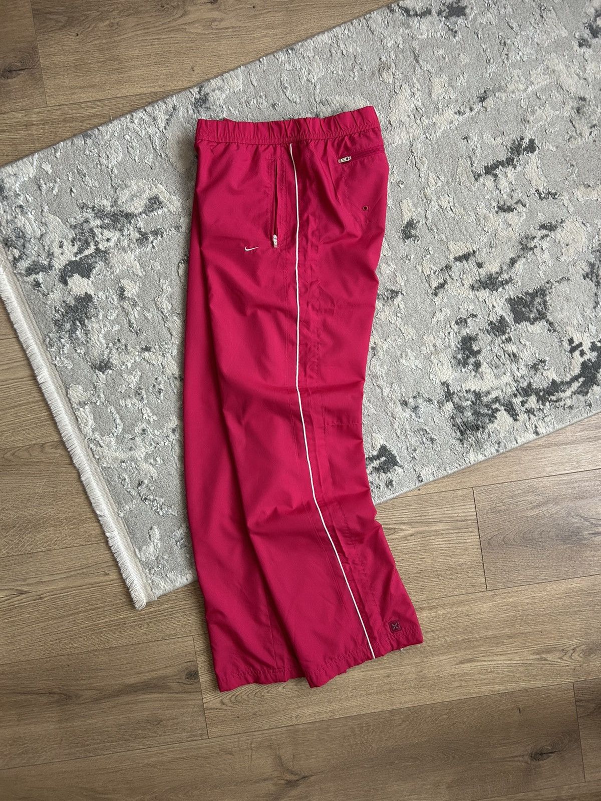Nike Nike Vintage 2000’s Women’s Pink mini swoosh pants size M Size 28" / US 6 / IT 42 - 15 Thumbnail