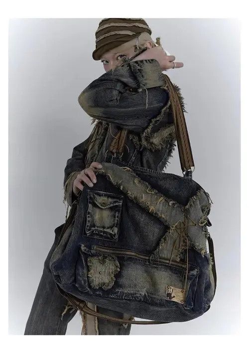 Japanese Brand Crossbody Bags Size ONE SIZE - 3 Thumbnail