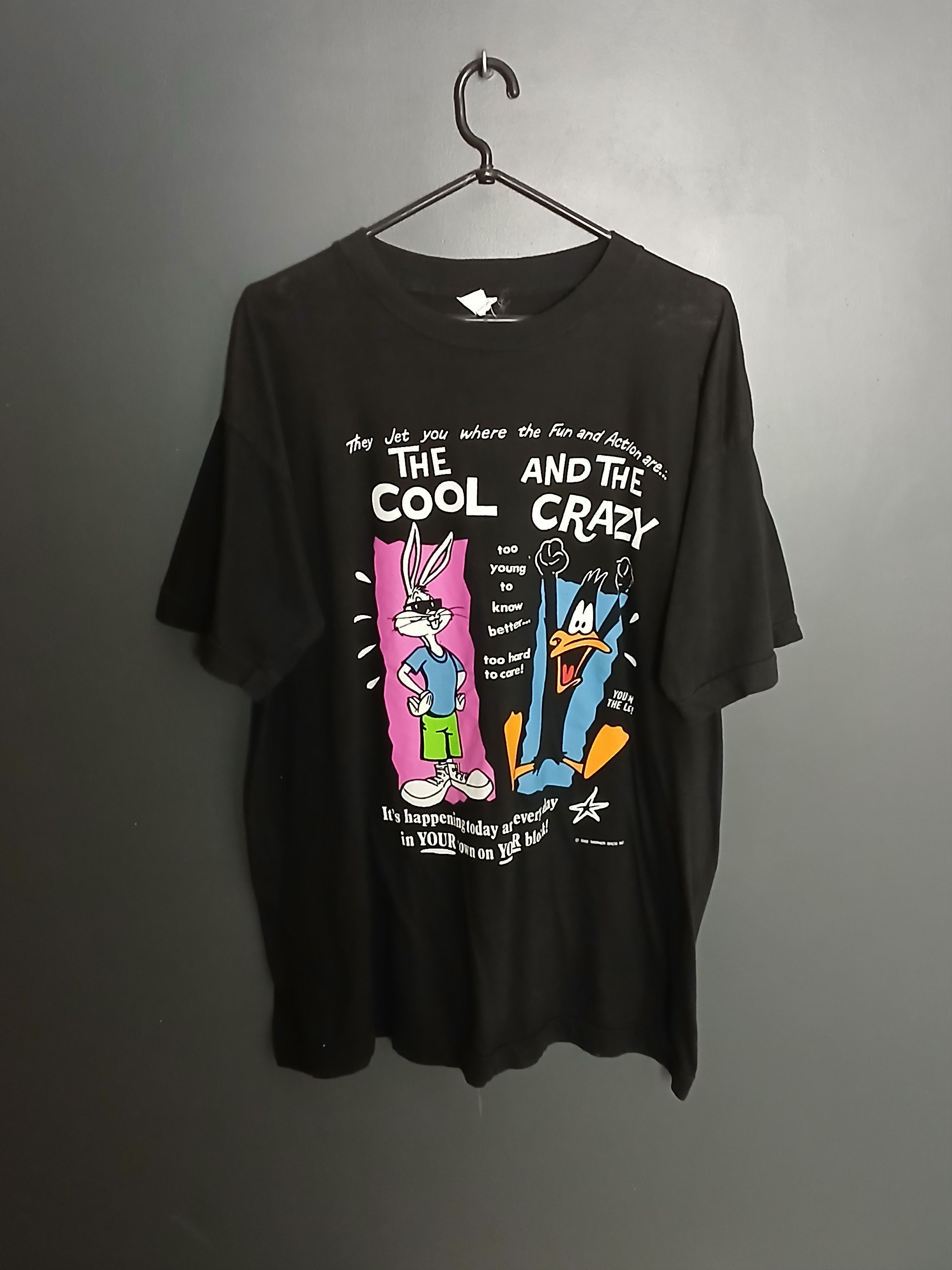 Vintage 1999 Looney Tunes Bugs Bunny Daffy Duck T-Shirt