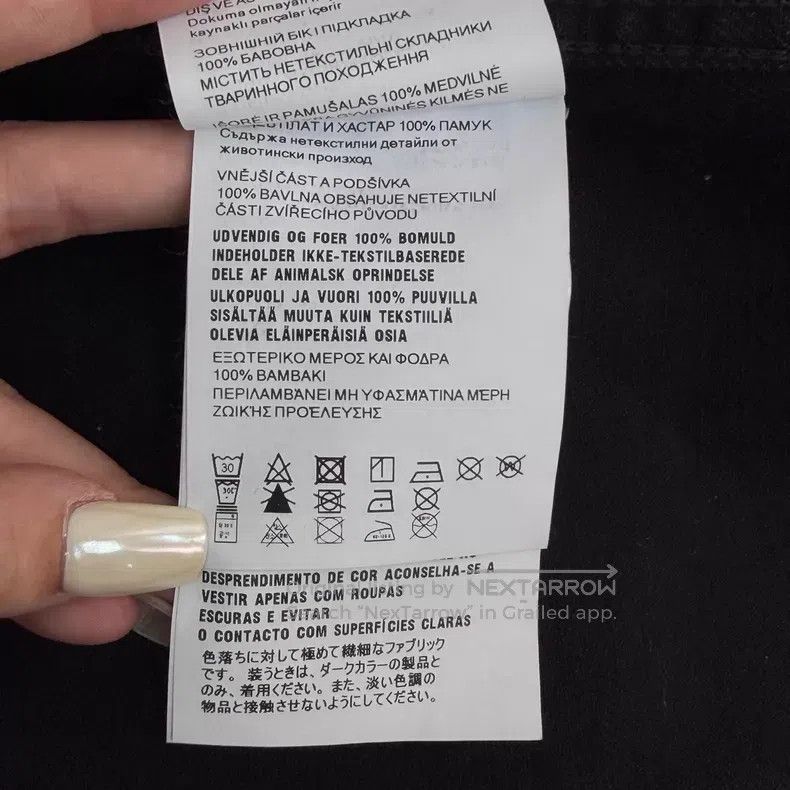 Prada Prada Black washed triangle sleeveless denim jacket Size XS / US 0-2 / IT 36-38 - 6 Thumbnail