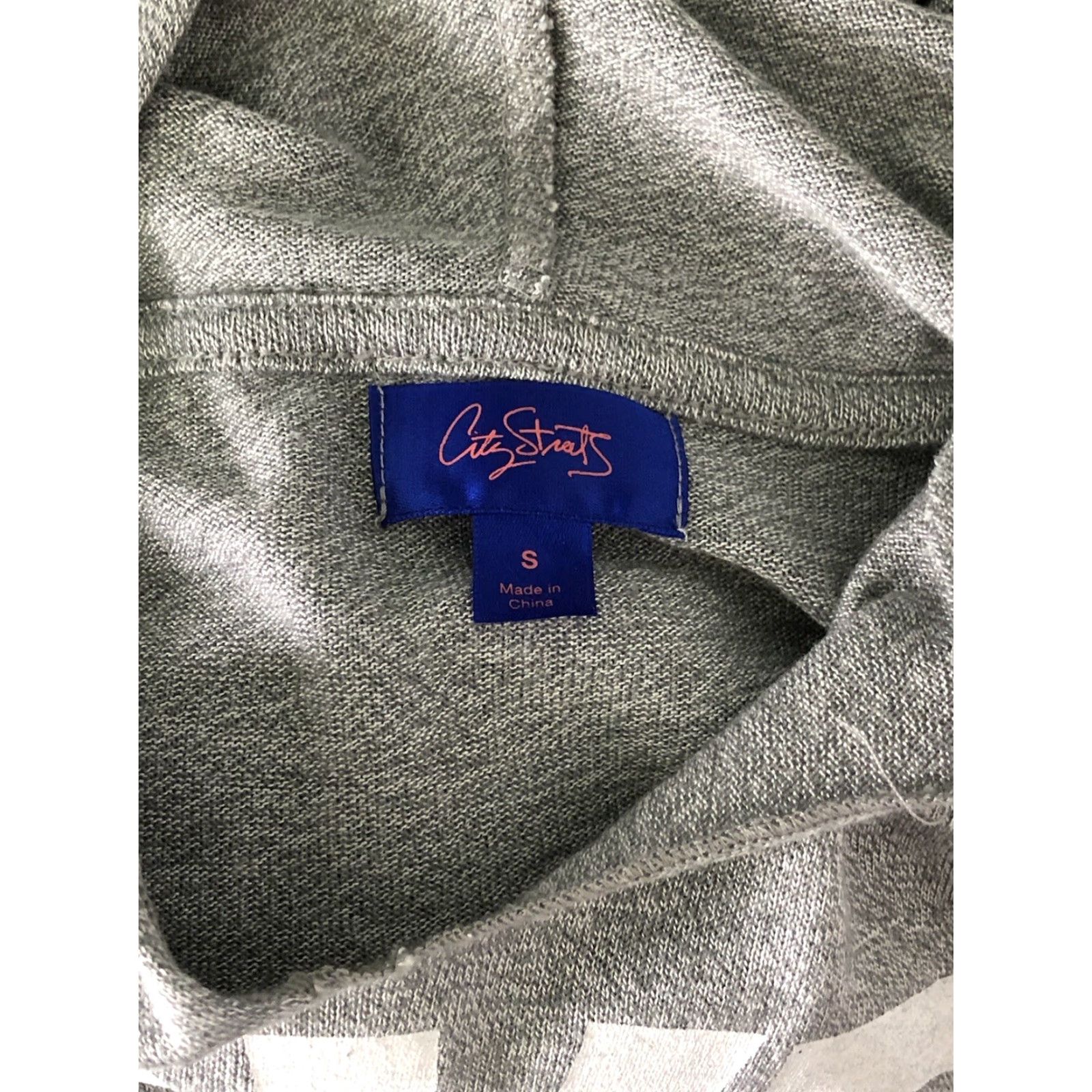Vintage City Streets Hoodie Women S Gray Love Rules Knit Lightweight Active Yoga Pullover V-Neck Hi-Lo Hem Summer Spring Fall Winter 55% rayon 45% poly Size S / US 4 / IT 40 - 4 Thumbnail