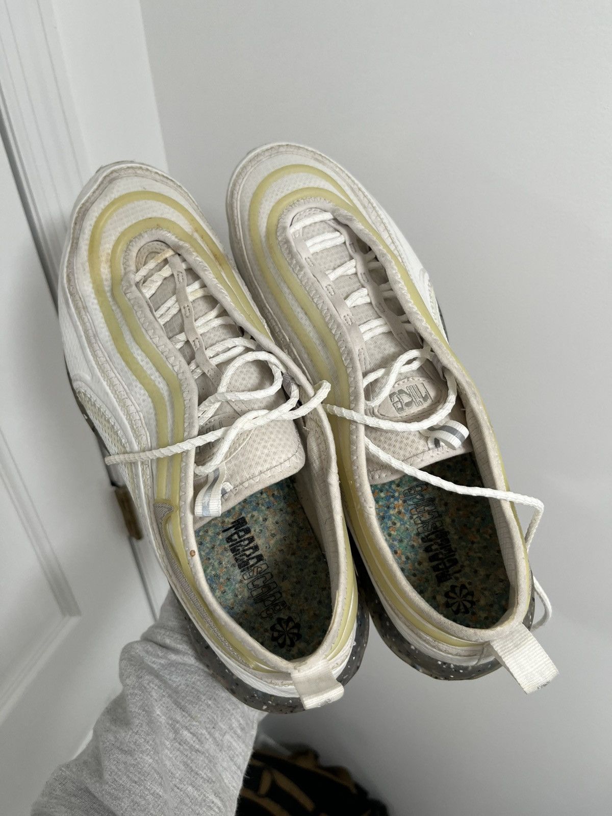 Nike Nike Air Max 97 Terrascape Triple White Sneakers DQ3976-101 Size US 13 / EU 46 - 6 Thumbnail