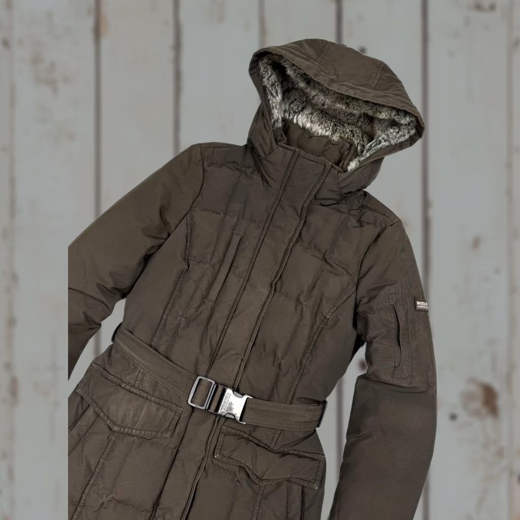 Vintage Woolrich Jacket Parka Hooded Woolrich Winter Women S Brown Down Fur Hooded Parka Jacket Size S Brown Women Size S / US 4 / IT 40 - 1 Thumbnail