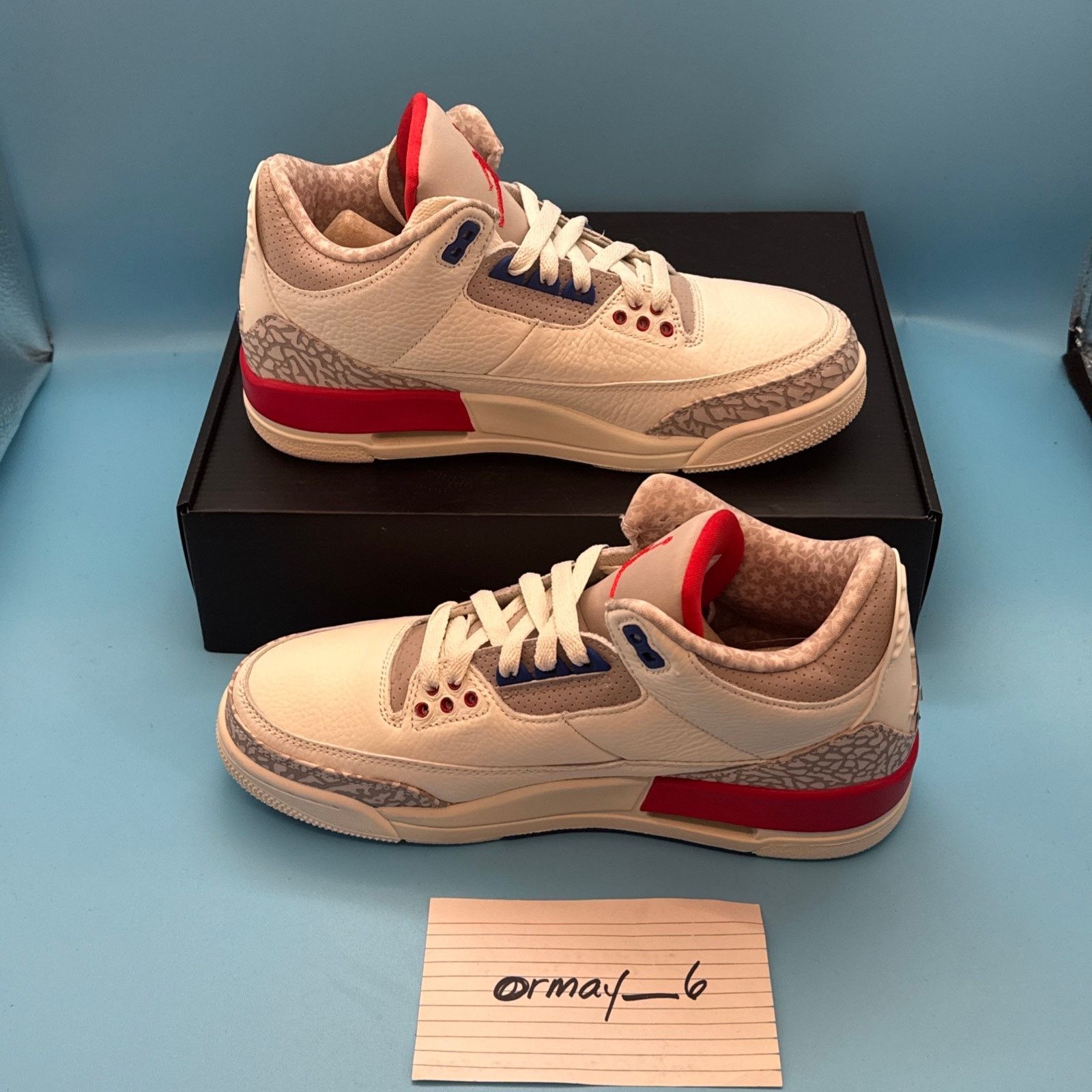 Jordan Brand Air Jordan 3 Retro International Flight m8 w9.5 Size US 8 / EU 41 - 3 Thumbnail