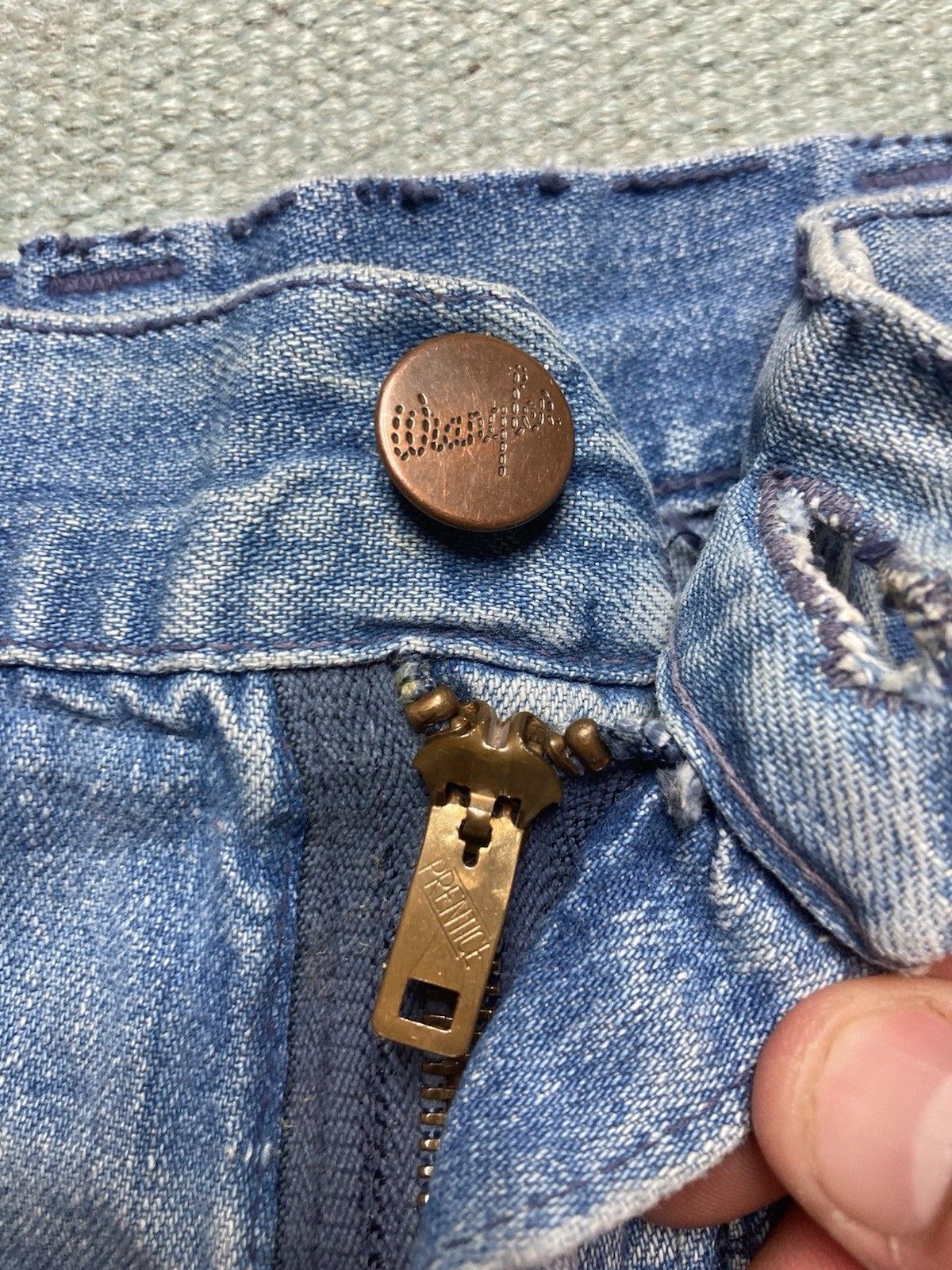 Vintage × Wrangler 70s wrangler jeans shorts jorts daisy dukes repair faded 29 Size 29" - 5 Thumbnail