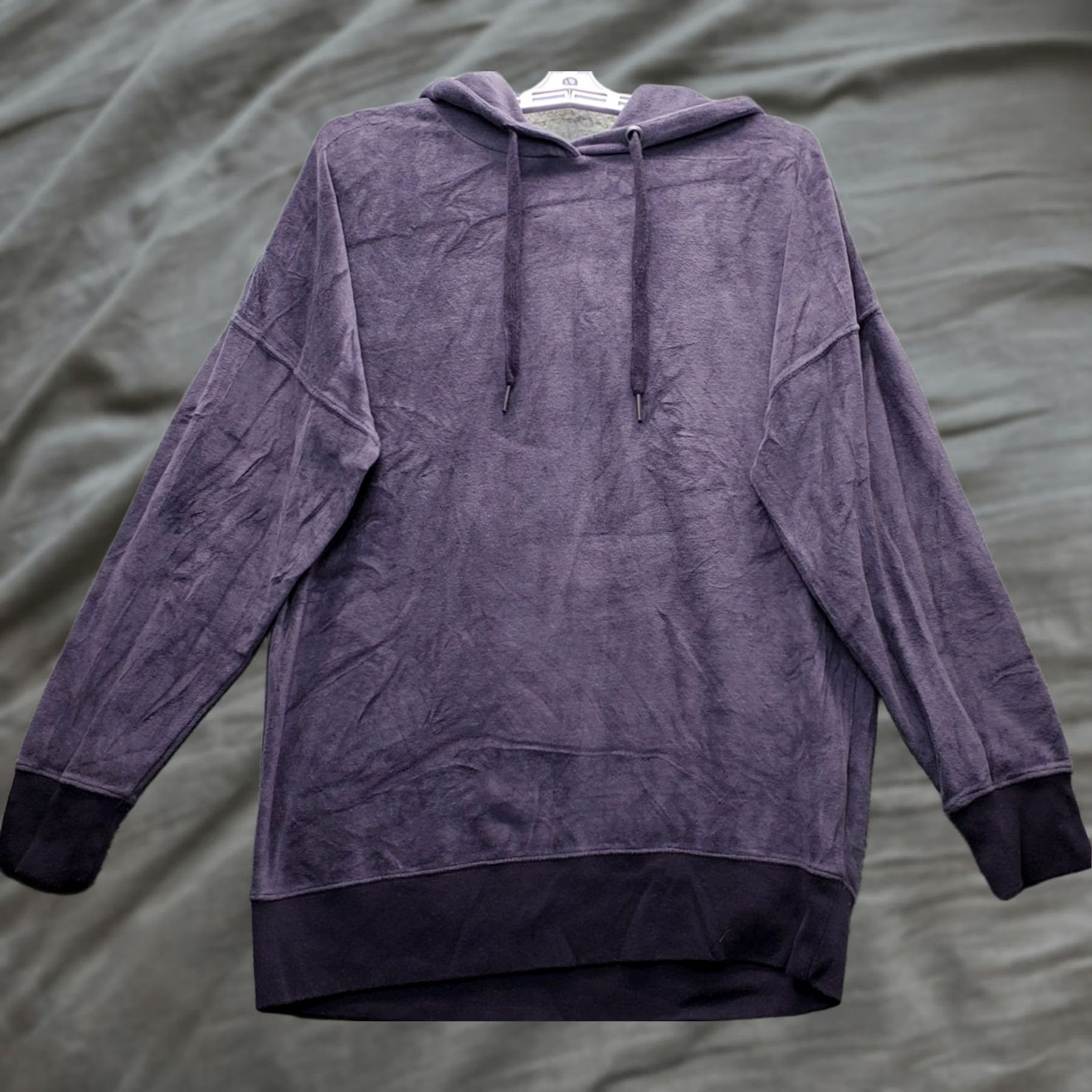 Vintage Aéropostale Velour Pullover Hoodie Women XS Purple Cotton Long Sleeve Drawstring Hoodie Women XS Purple Velour Pullover COTTON Long Sleeve Size XS / US 0-2 / IT 36-38 - 1 Thumbnail