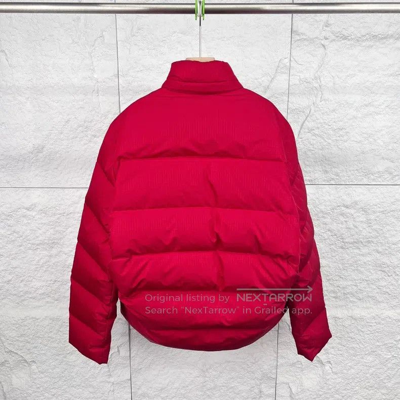 Balenciaga Balenciaga Red Letter Print Stand Collar Long Sleeve Down Size US S / EU 44-46 / 1 - 2 Thumbnail
