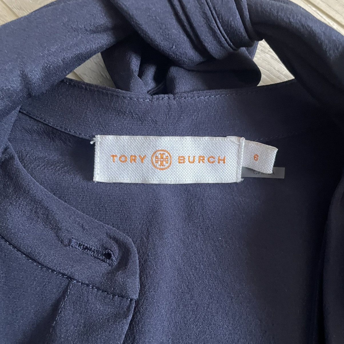 Tory Burch Tory Burch Silk Scarf Shirt Size XS / US 0-2 / IT 36-38 - 5 Thumbnail