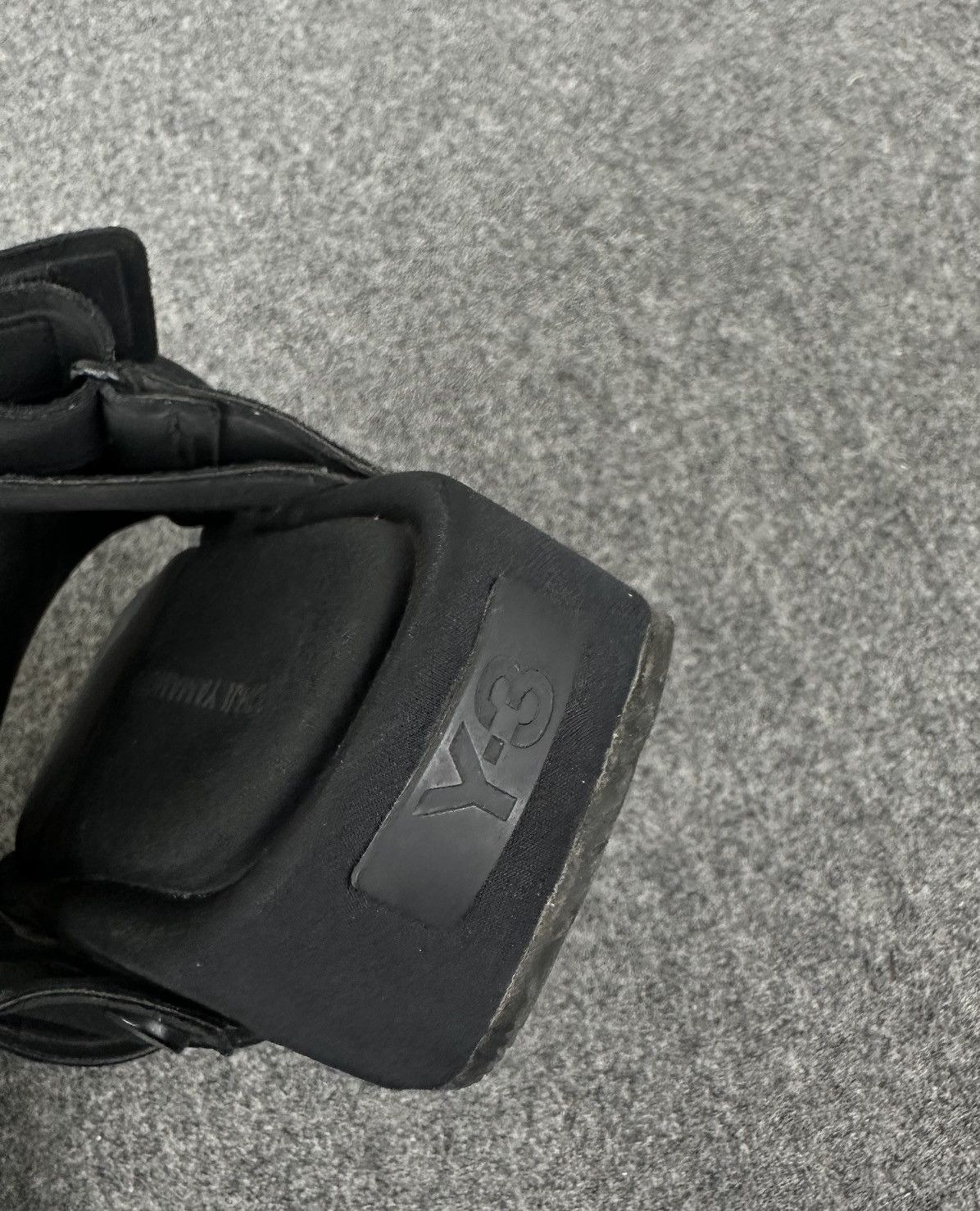 Y-3 × Yohji Yamamoto Y-3 Yohji Yamamoto Black Strapped Sandals Cloth Size US 6 / IT 36 - 9 Thumbnail