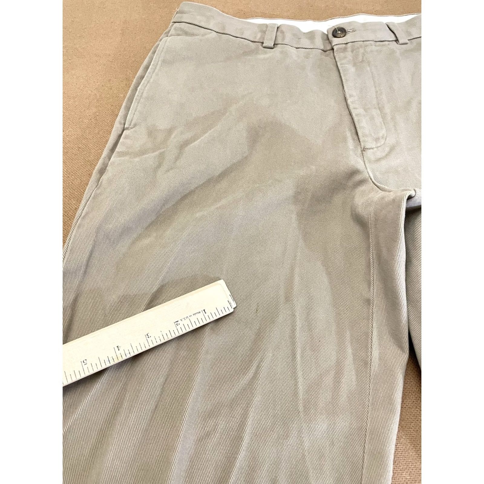 Brooks Brothers VINTAGE Brooks Brothers 346 Pants Mens 36x30 Khaki Beige Cotton Flat Front Chinos Size US 36 / EU 52 - 5 Thumbnail
