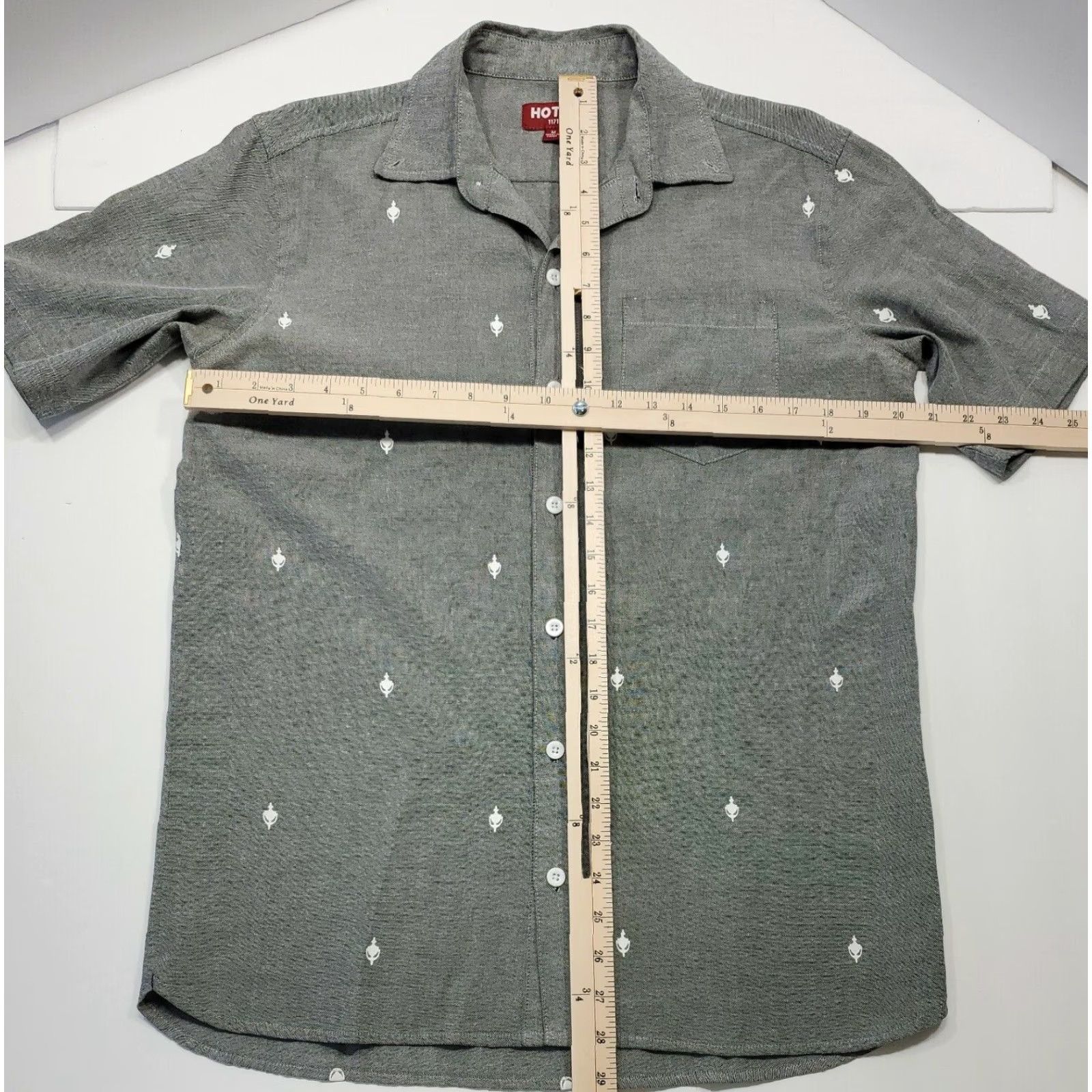 Vintage RARE Hotel 1171 Button-Down Shirt Adult M Gray Mint EUC Casual KnIT Cotton Blend Solid Short Sleeve Logo Pockets Men Size US M / EU 48-50 / 2 - 2 Thumbnail