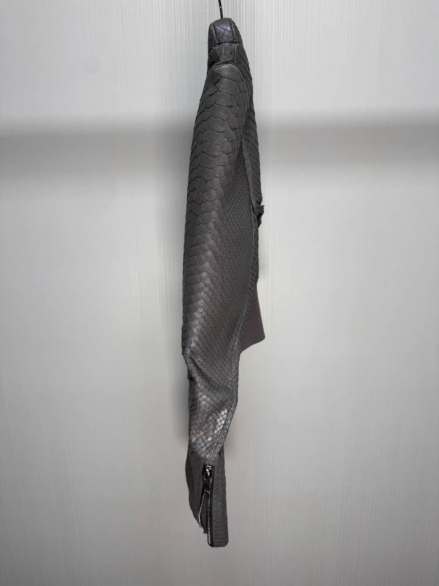 Rick Owens Rick Owens Gray Python Leather Padded Shoulder Jacket Q8 Size US XS / EU 42 / 0 - 6 Thumbnail
