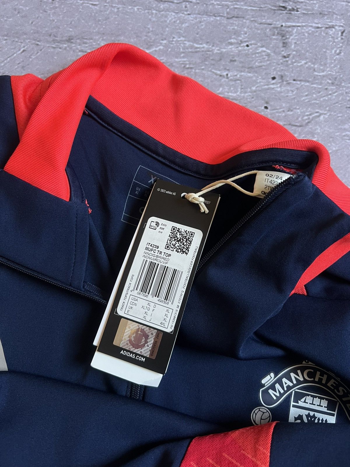 Adidas Men's Wind Top Navy 2024 Manchester United Jersey New XL Size US XL / EU 56 / 4 - 15 Thumbnail