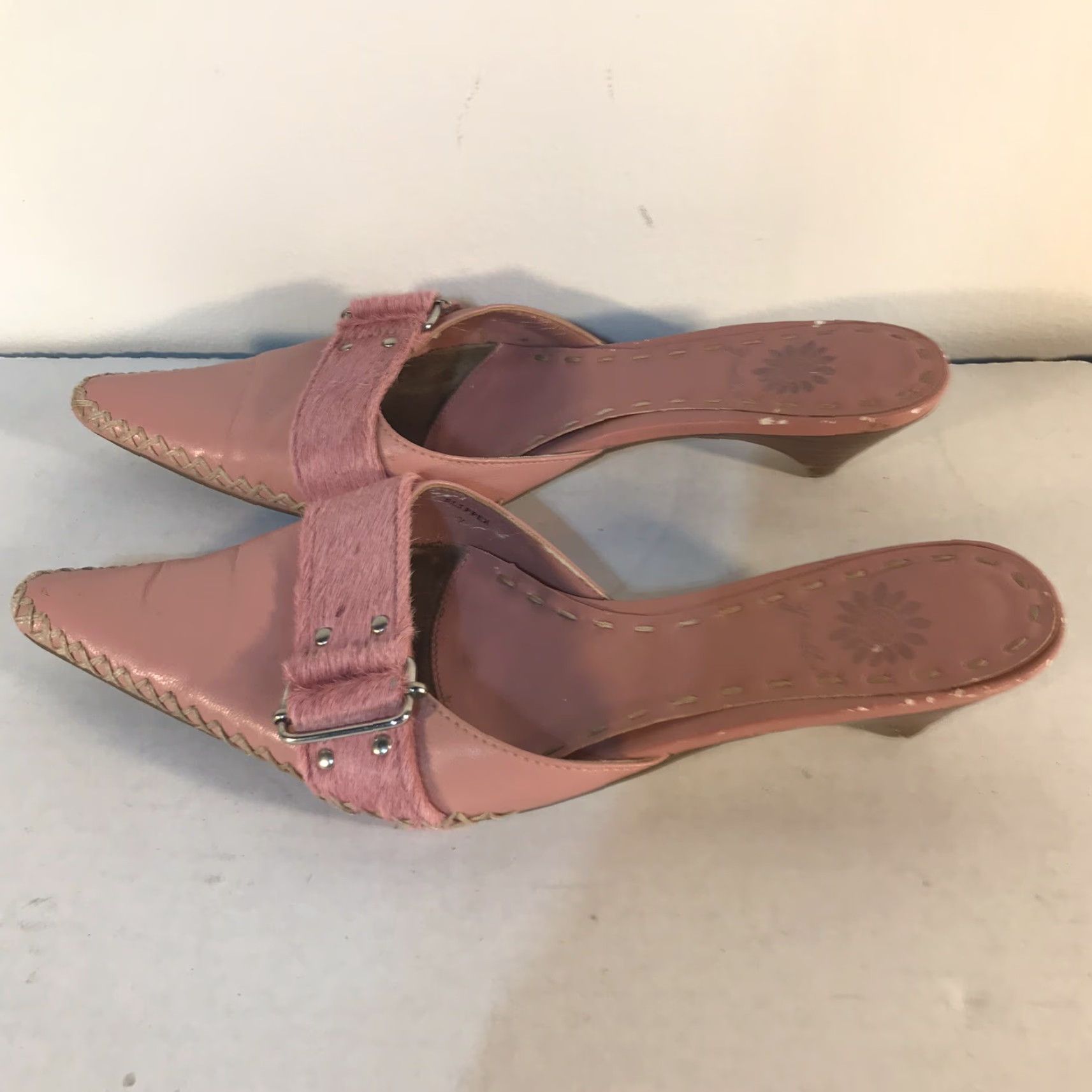 Vintage YELLOWBOX Pink Leather Kitten Heels Womens Size 7 with Faux Fur & Buckle Detail Size US 7 / IT 37 - 2 Thumbnail