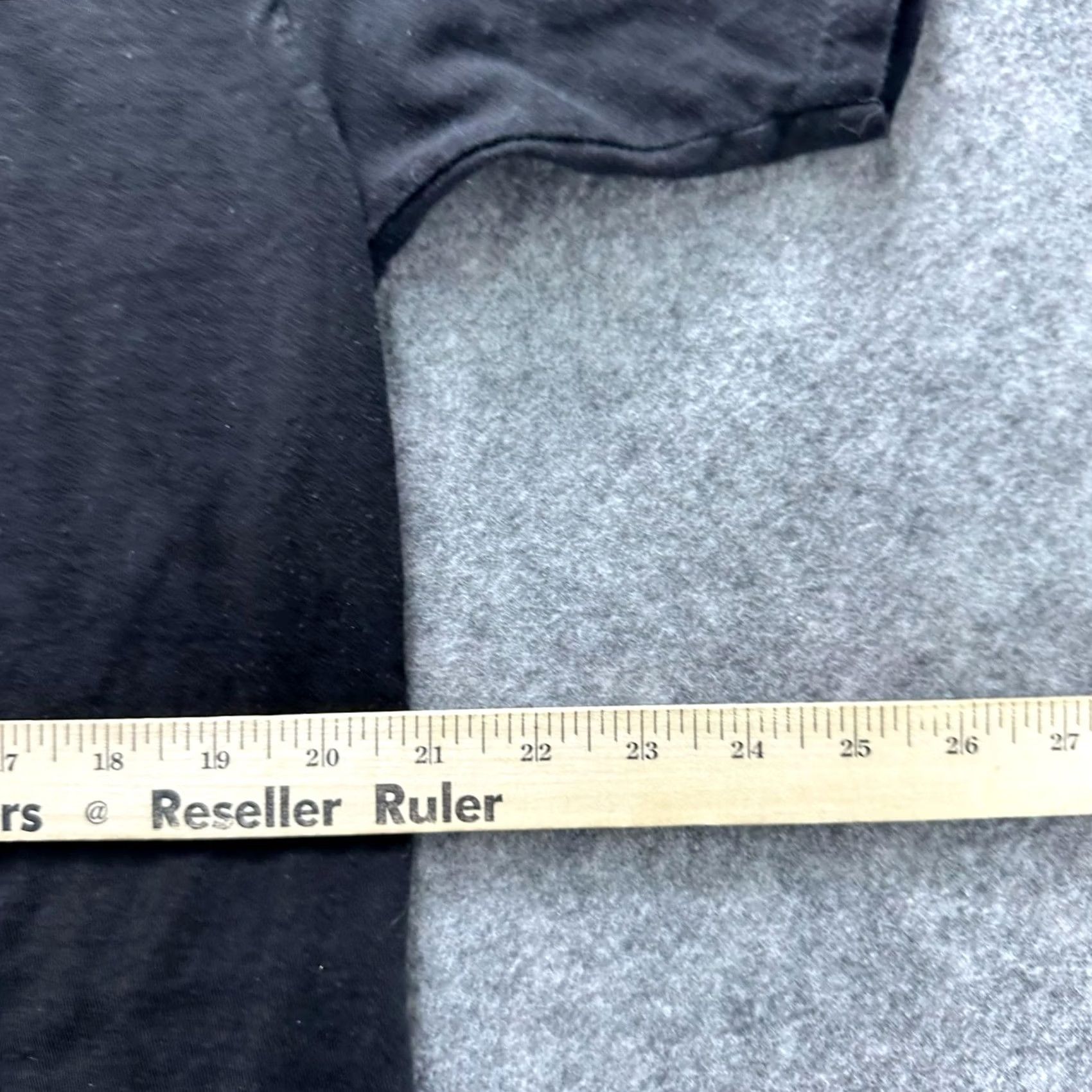 Tultex Waylon Run Tultex Shirt Mens L Black Graphic Crewneck Waylon Jennings Motorcycle Size US L / EU 52-54 / 3 - 7 Thumbnail