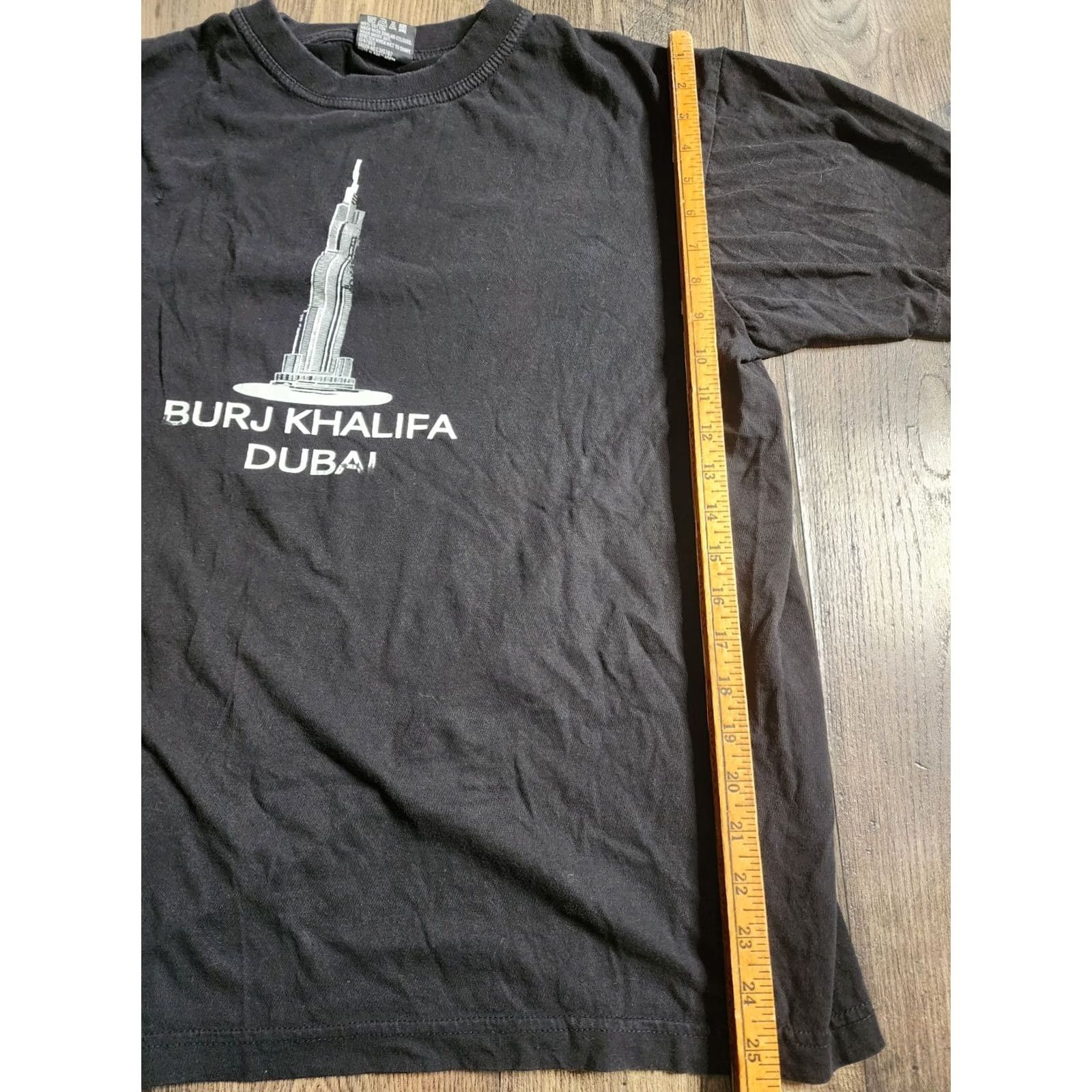 Vintage Vintage Grolls T-Shirt Mens L Black Crew Neck Short Sleeve Graphic Print UAE Burj Khalifa Dubai Skyscraper Retro Shirt Size US L / EU 52-54 / 3 - 2 Thumbnail