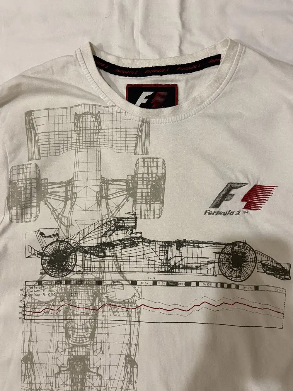 Formula 1 VINTAGE FORMULA 1 FERRARI BIG LOGO T SHIRT RACING Y2K SKATE Size US M / EU 48-50 / 2 - 3 Thumbnail