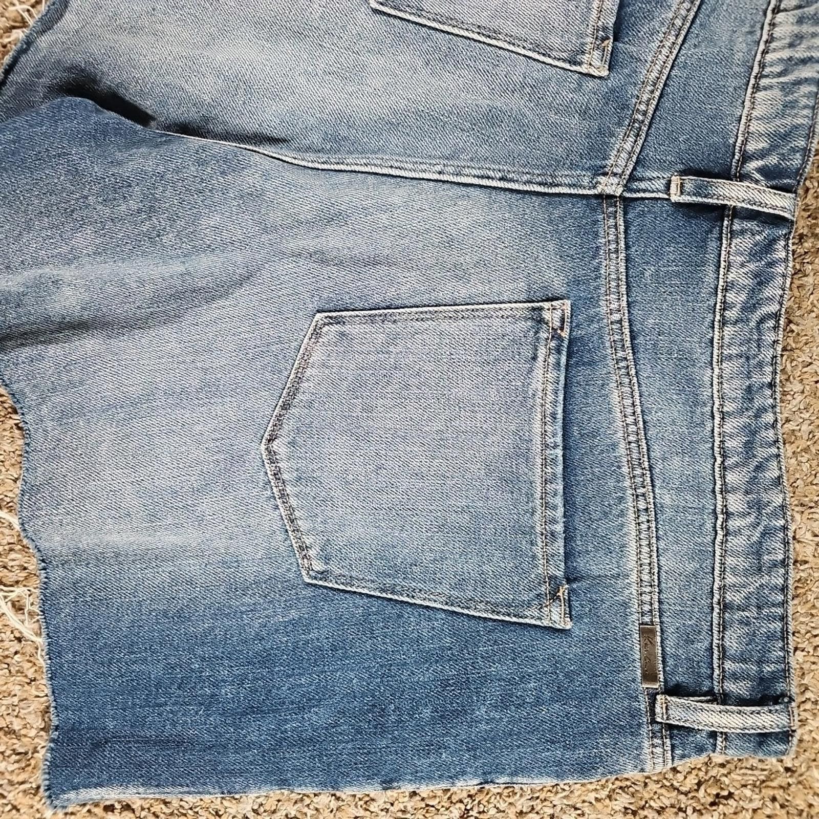 Kancan USA KanCan Los Angeles Destroyed Cutoff Jean Shorts 3XL Size 42" / US 20 - 9 Thumbnail