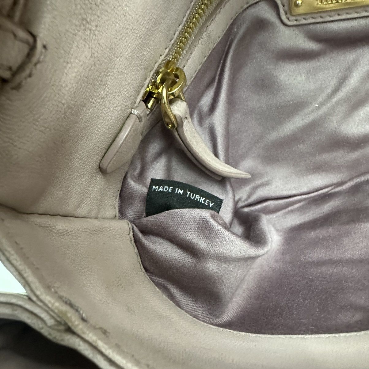 Miu Miu ‼️YES‼️ MIU MIU MATELASSE LEATHER FLAP CROSSBODY CLUTCH BAG Size ONE SIZE - 17 Thumbnail