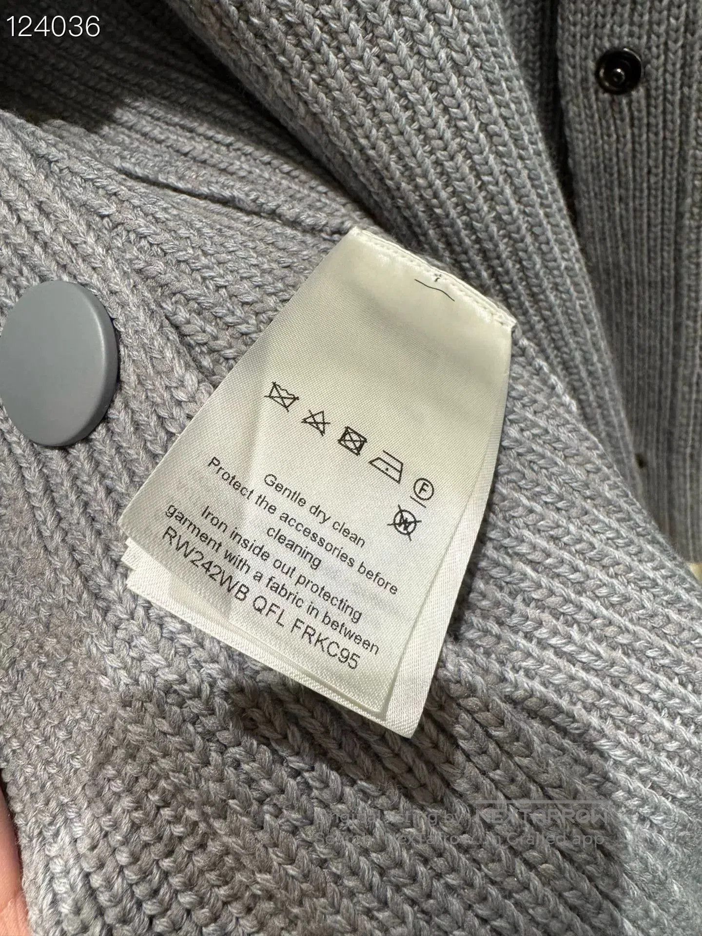 Louis Vuitton Louis Vuitton Ribbed Knit Cardigan. Size S / US 4 / IT 40 - 4 Thumbnail