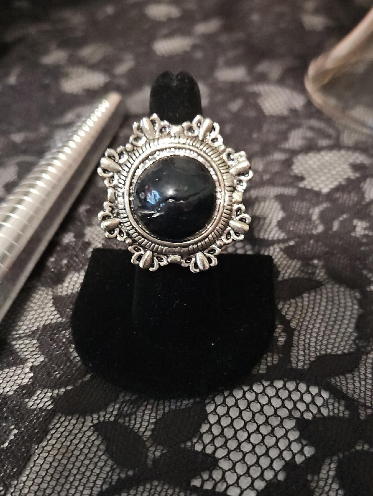 Other Vintage-Style Black & Silver Ring Adjustable Size ONE SIZE - 1 Thumbnail