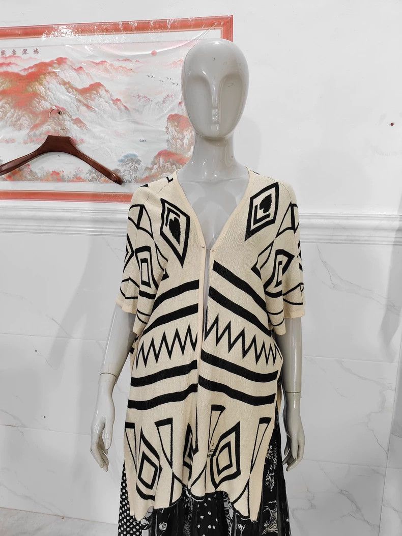 Vivienne Westwood vivienne westwood Fashionable vintage classic scarves Size ONE SIZE - 1 Thumbnail