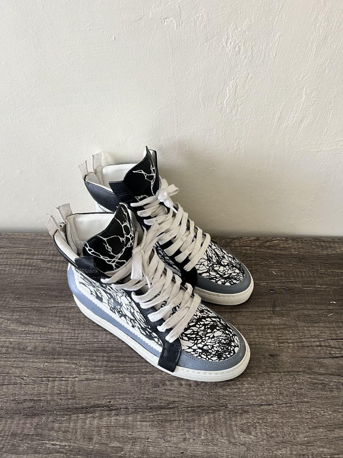 Kris Van Assche KRIS VAN ASSCHE LACED BACKZIP SNEAKERS Size US 6 / EU 39 - 6 Thumbnail