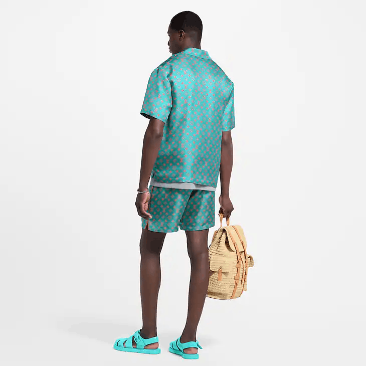 Louis Vuitton Monogram Short-Sleeved Silk Shirt Size US XL / EU 56 / 4 - 6 Thumbnail