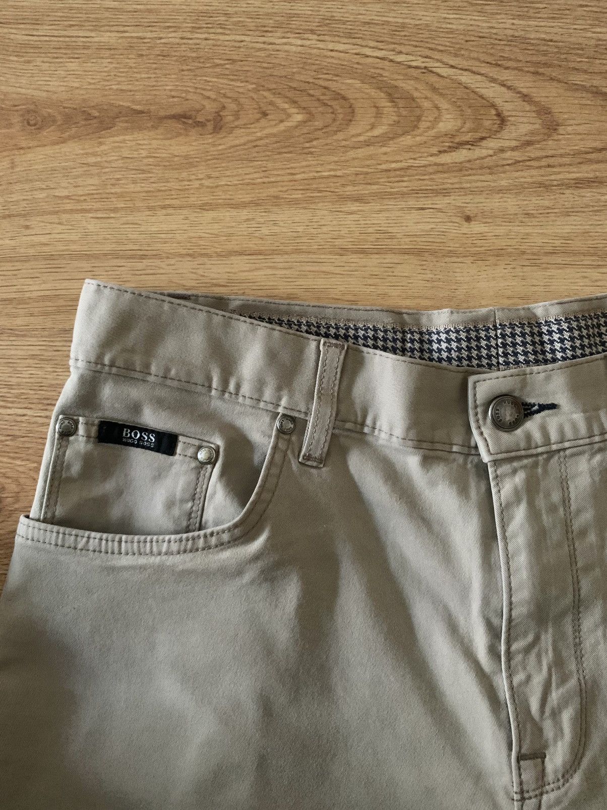 Hugo Boss × Vintage Wide Leg/Flared Khaki Shorts Size US 32 / EU 48 - 7 Thumbnail