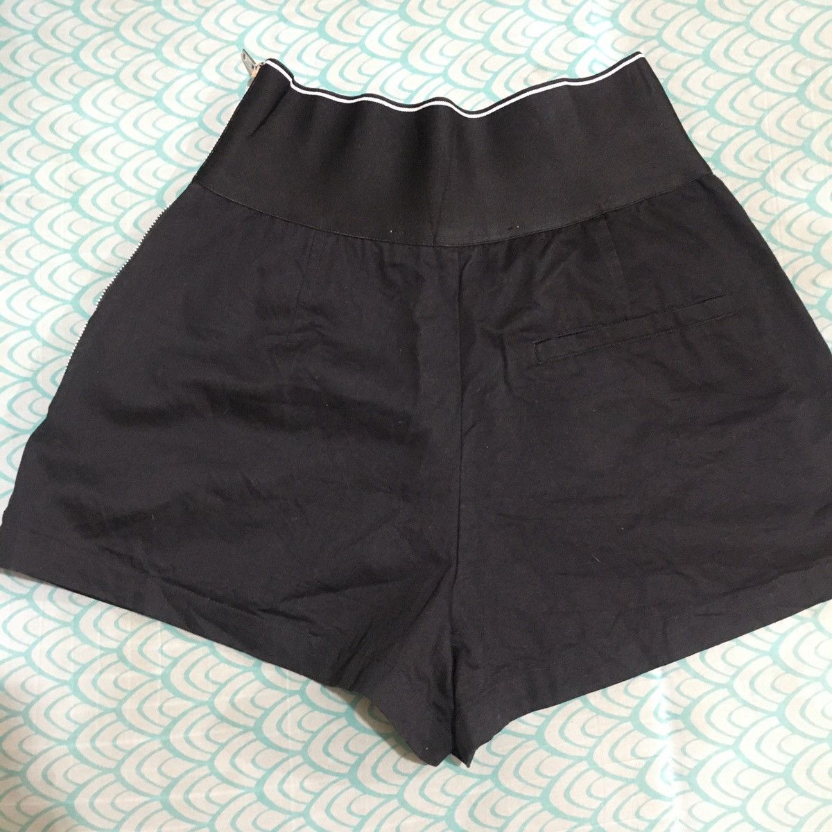 Alexander Wang ALEXANDER WANG SAFARI LOGO SHORT Size 26" / US 2 / IT 38 - 3 Thumbnail