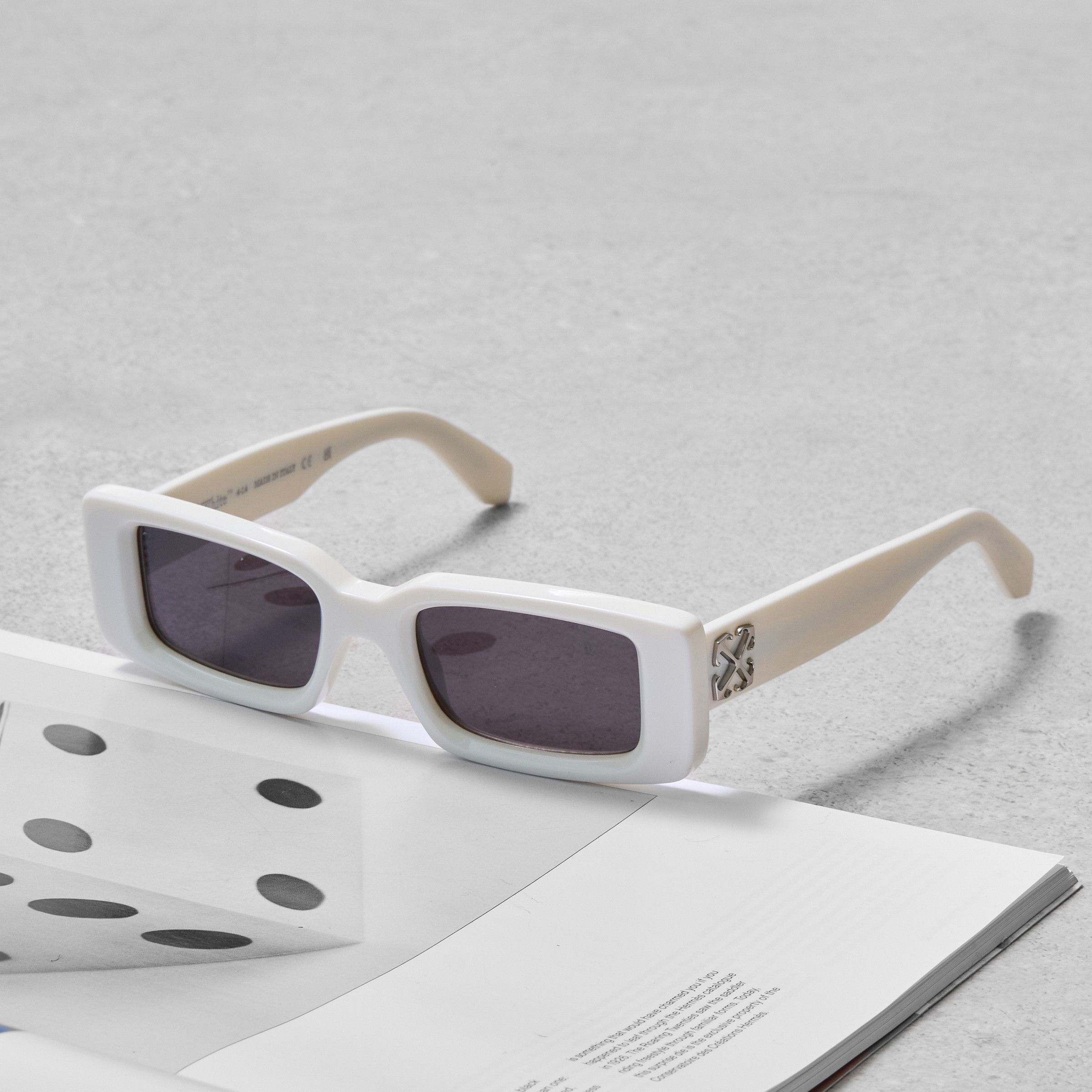 Off-White OFF WHITE Arthur Sunglasses Size ONE SIZE - 3 Thumbnail