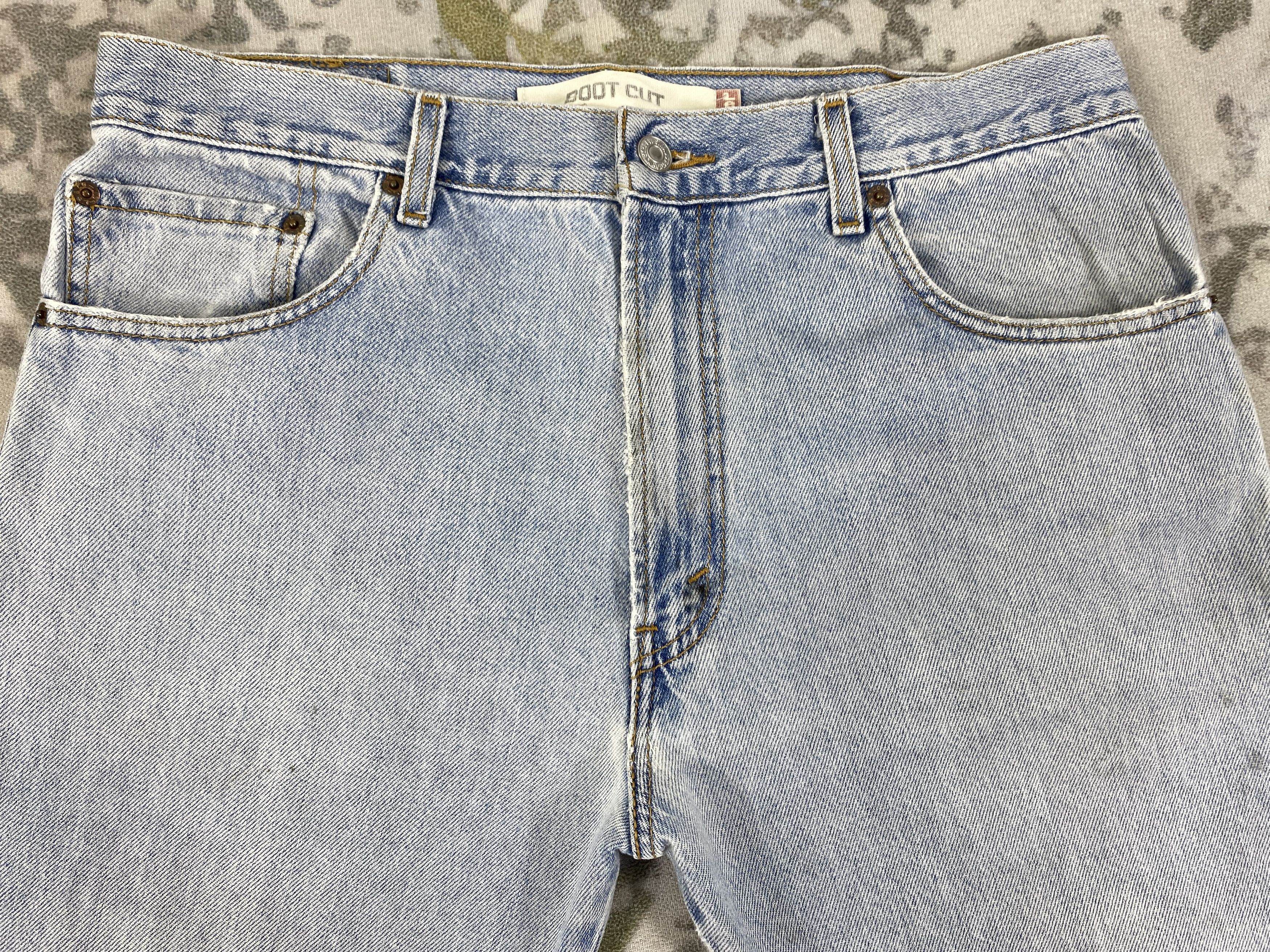 Levi's Vintage Levi's 517 Light Blue Wash Flare 34x33 Denim-JN1814 Size US 34 / EU 50 - 3 Thumbnail