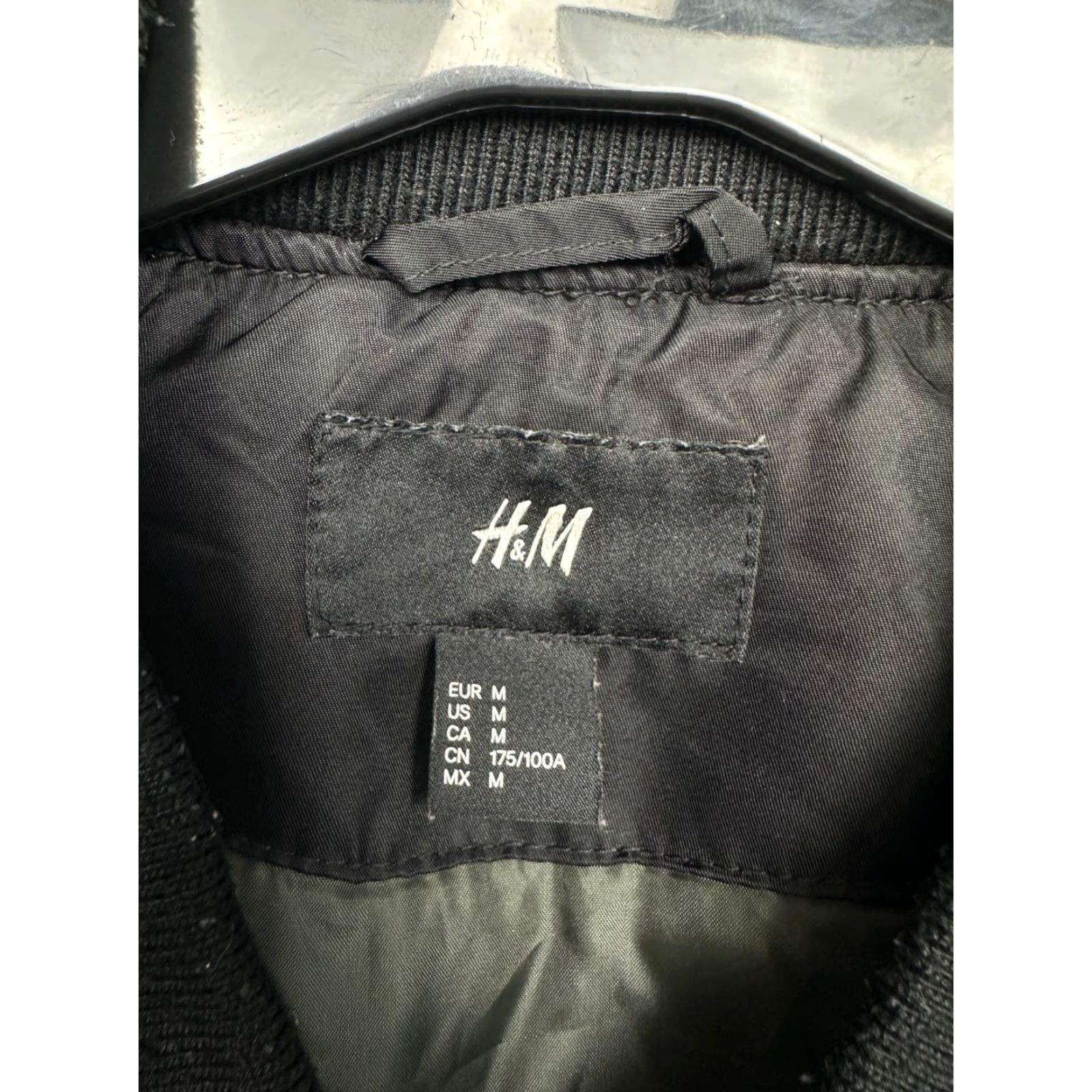 H&M H&M x The Weekend XO Bomber Jacket Patch Satin Size M Jacket Mens XS? Size US M / EU 48-50 / 2 - 5 Thumbnail