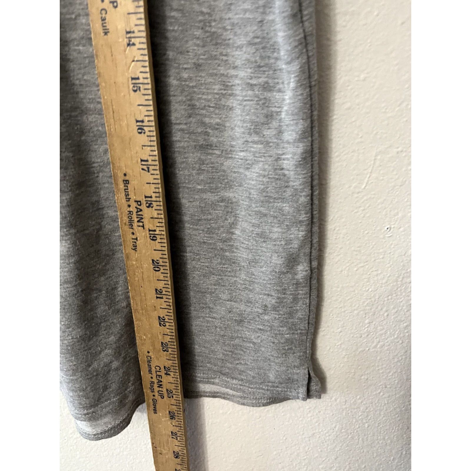 Nicole Miller Nicole Miller Tee Shirt Womens S Short Sleeve Pocket Cotton Gray Love 90s Designer Casual Mens Womens Girls Boys Size S / US 4 / IT 40 - 5 Thumbnail