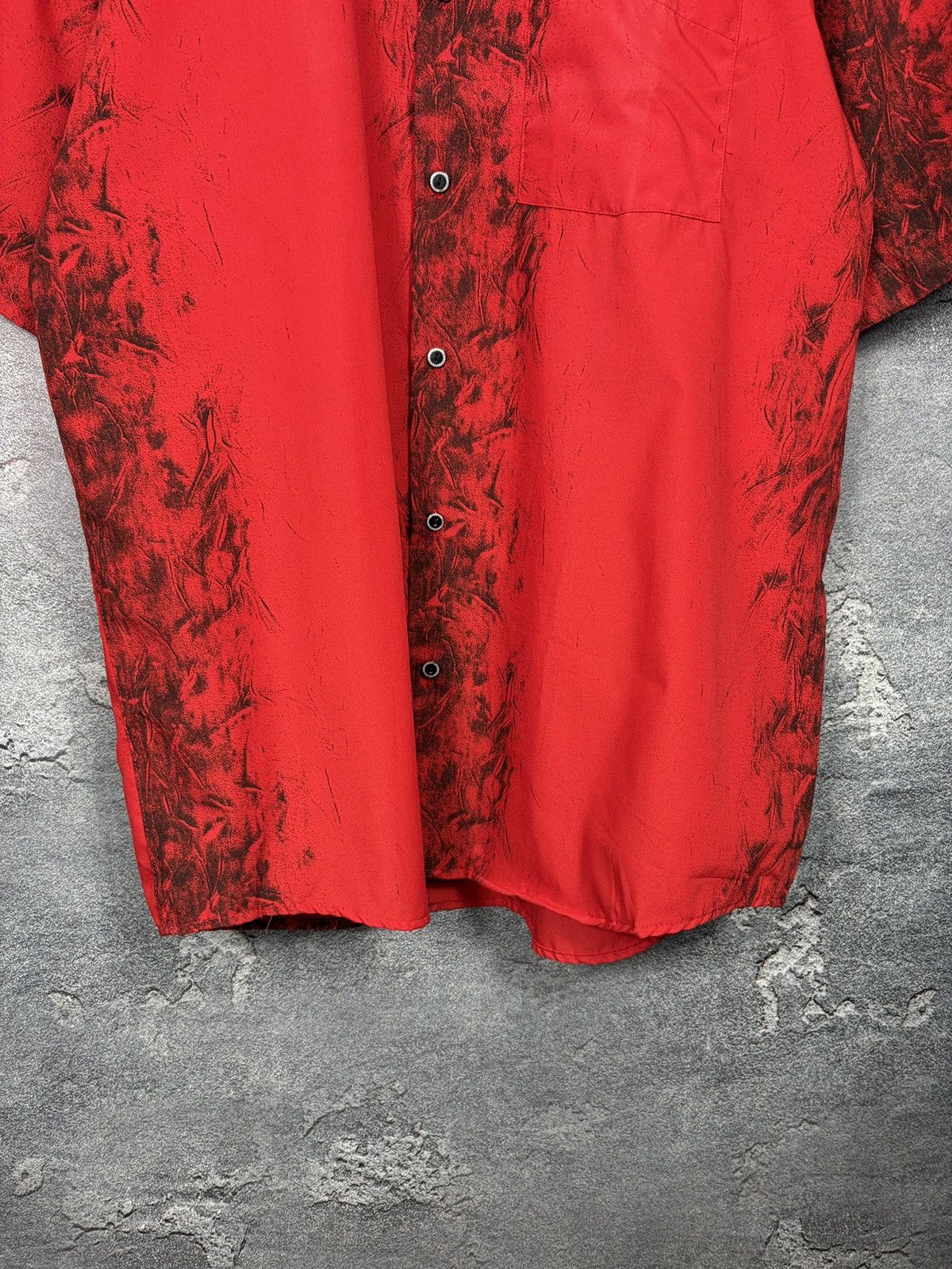 Versace Vintage Versace Red Abstract Pattern Hawaii Shirt Size US M / EU 48-50 / 2 - 3 Thumbnail