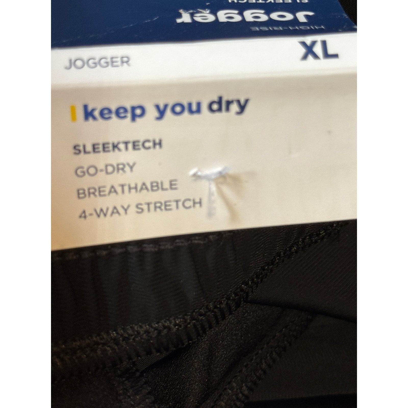 Old Navy Old Navy Sleektech 4 Way Stretch Black Size XL Size 38" / US 16 / IT 52 - 8 Thumbnail