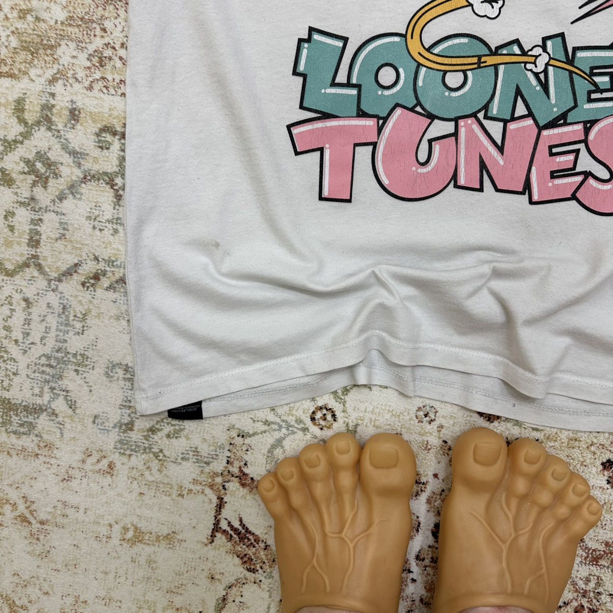 Cartoon Network × Designer Vintage Adult Looney Tunes Greetings Earthlings Logo Tee Size US L / EU 52-54 / 3 - 3 Thumbnail