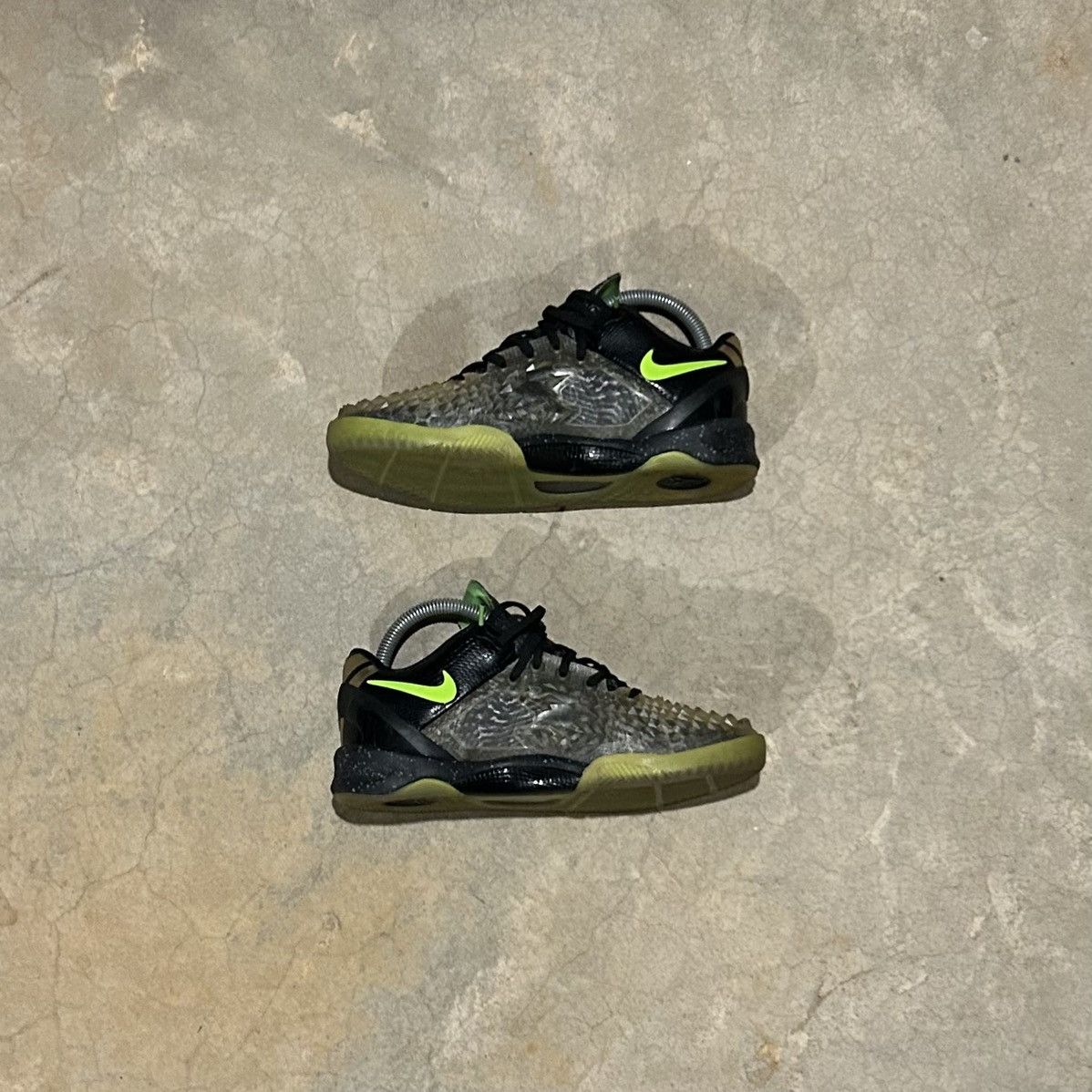 Nike Nike Kobe 8 SS Christmas 2013 US 6 Size US 6 / EU 39 - 3 Thumbnail