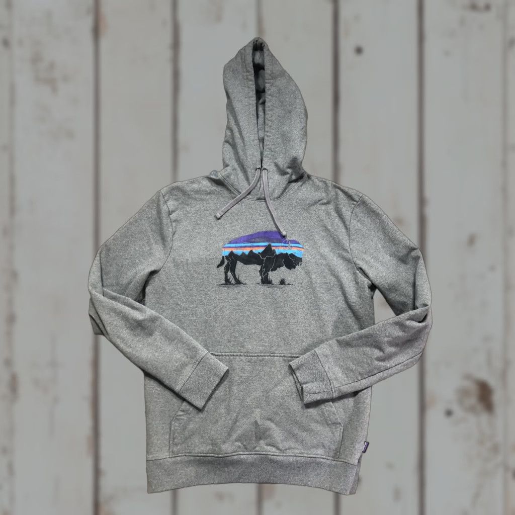 Patagonia Patagonia Hoodie Mens Medium Graphic Print Bison Logo Fleece Uprisal Pullover Gray Size US M / EU 48-50 / 2 - 1 Thumbnail