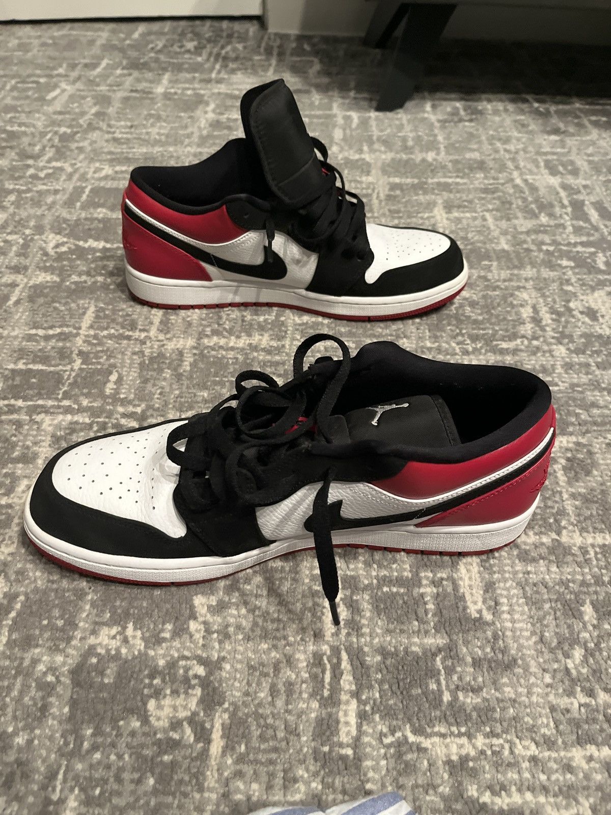 Jordan Brand × Nike Jordan 1 Retro Low OG Black Toe Size US 11 / EU 44 - 5 Thumbnail