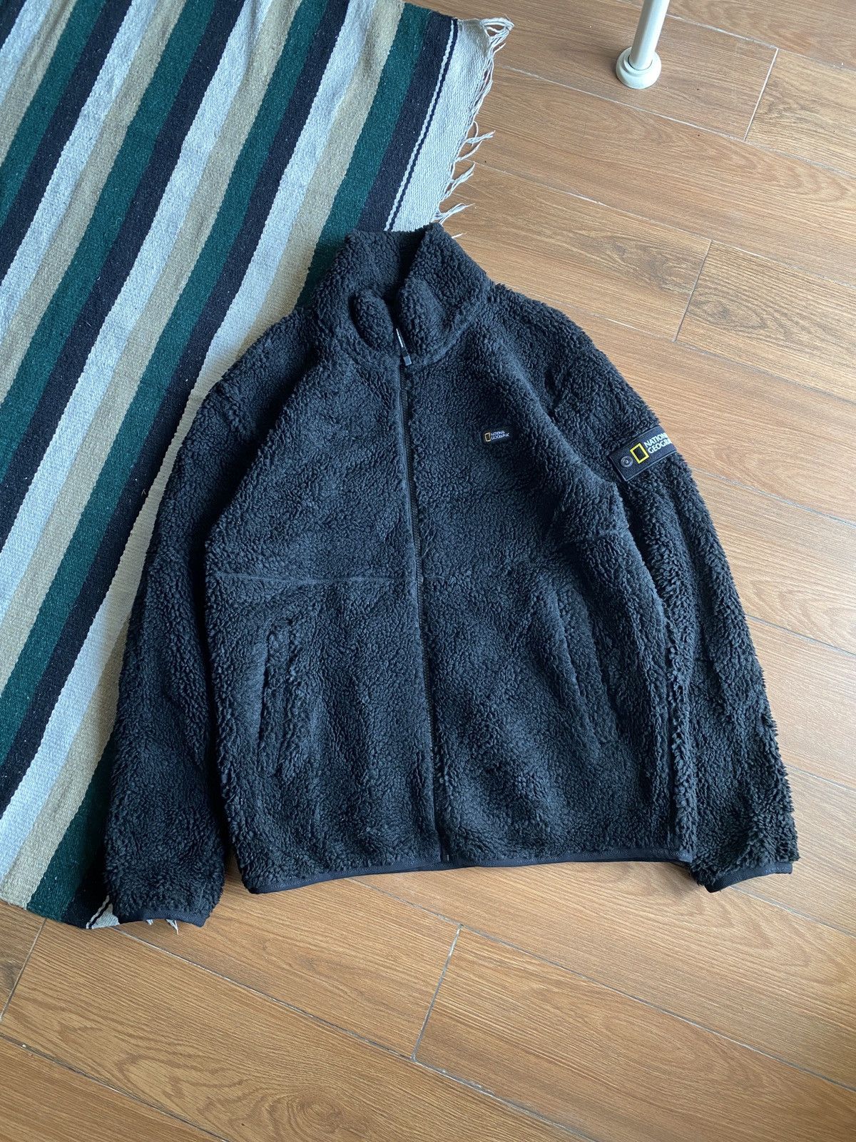 Japanese Brand National Geographic Black Fleece Jacket Full Zip Size L Size US L / EU 52-54 / 3 - 1 Thumbnail