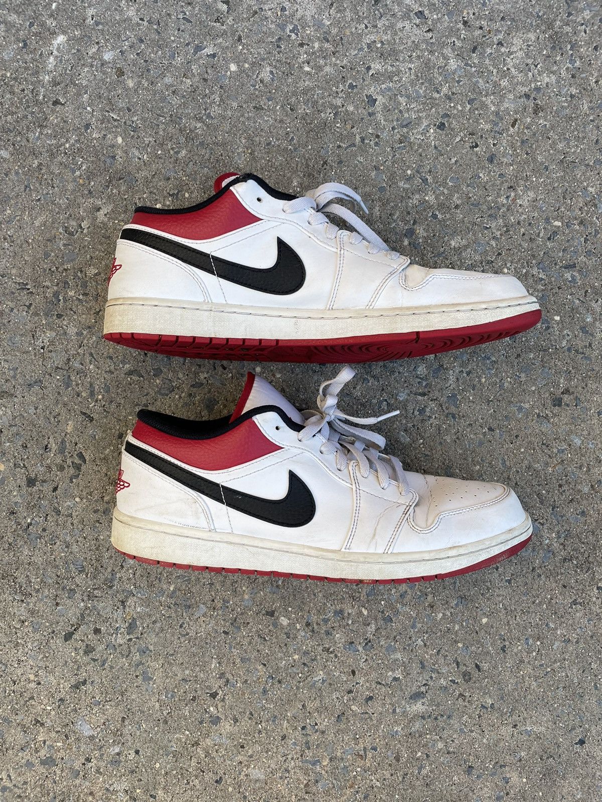 Jordan Brand Jordan 1 Low White University Red Black Size US 13 / EU 46 - 2 Thumbnail