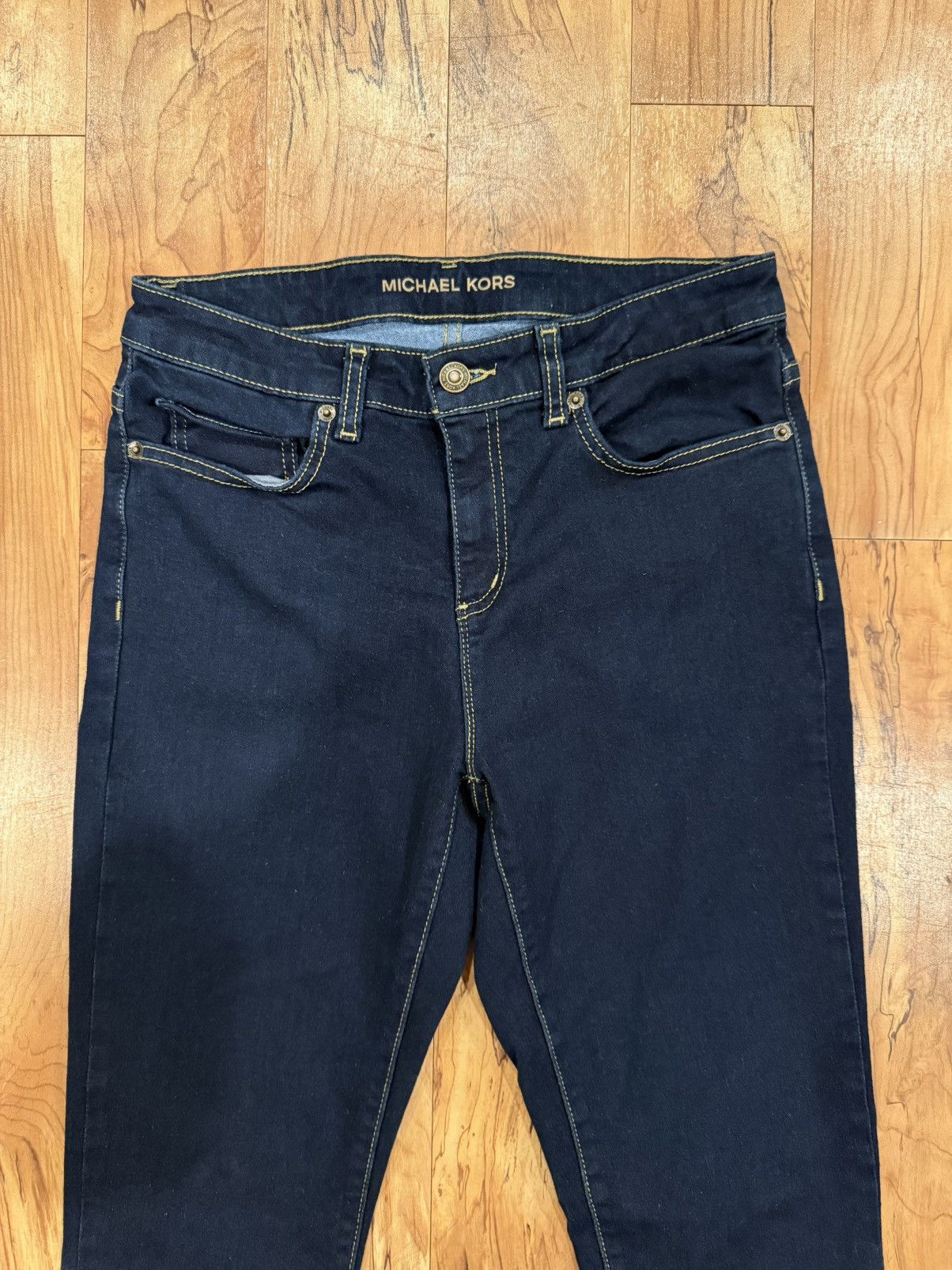 Michael Kors Michael Kors Izzy Skinny Jeans- Dark Wash, Mid-Rise Size 8 Size 30" / US 8 / IT 44 - 4 Thumbnail