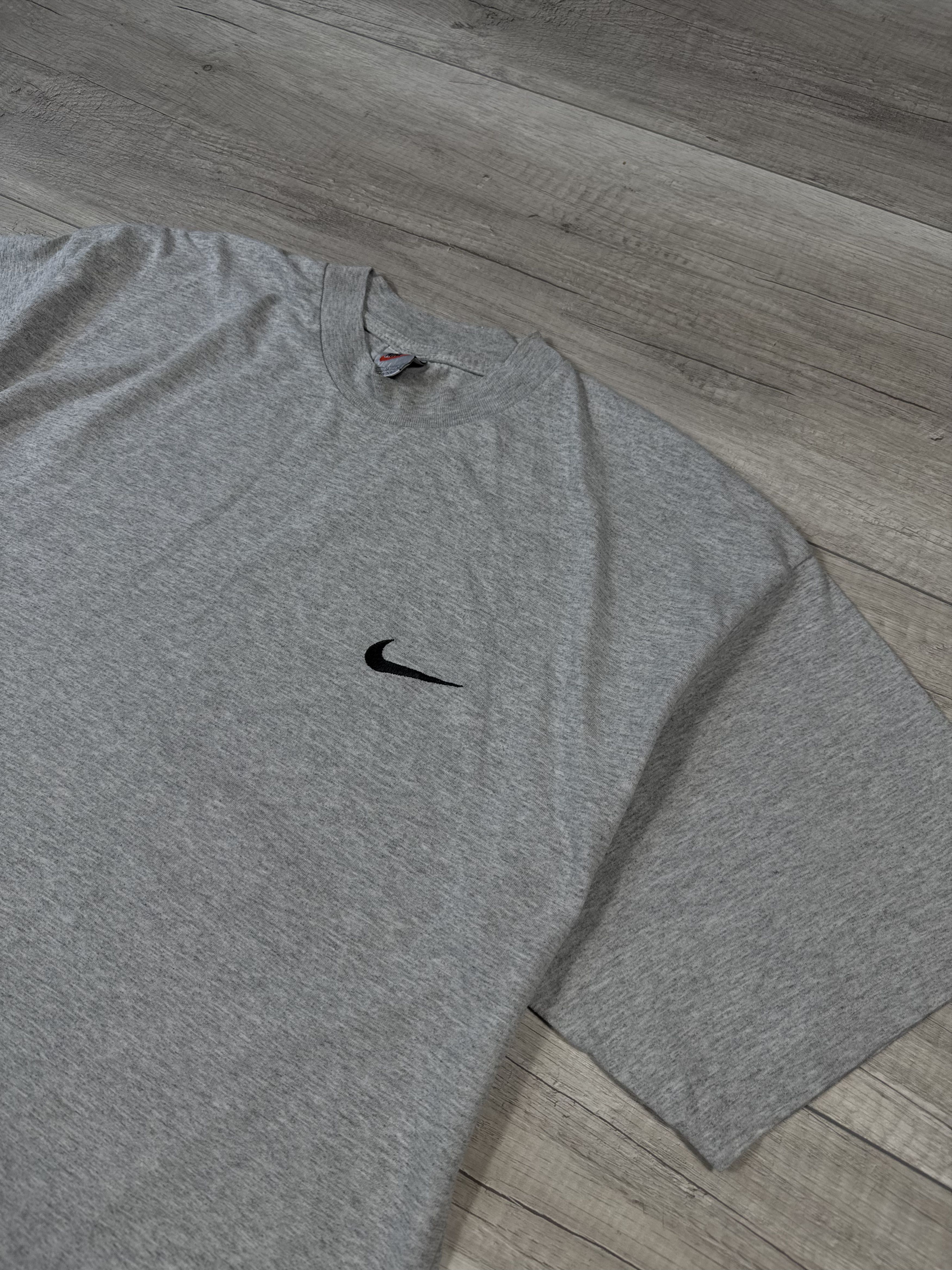 Nike Nike Vintage Embroidered Logo Classic Gray Teee Size US XL / EU 56 / 4 - 3 Thumbnail