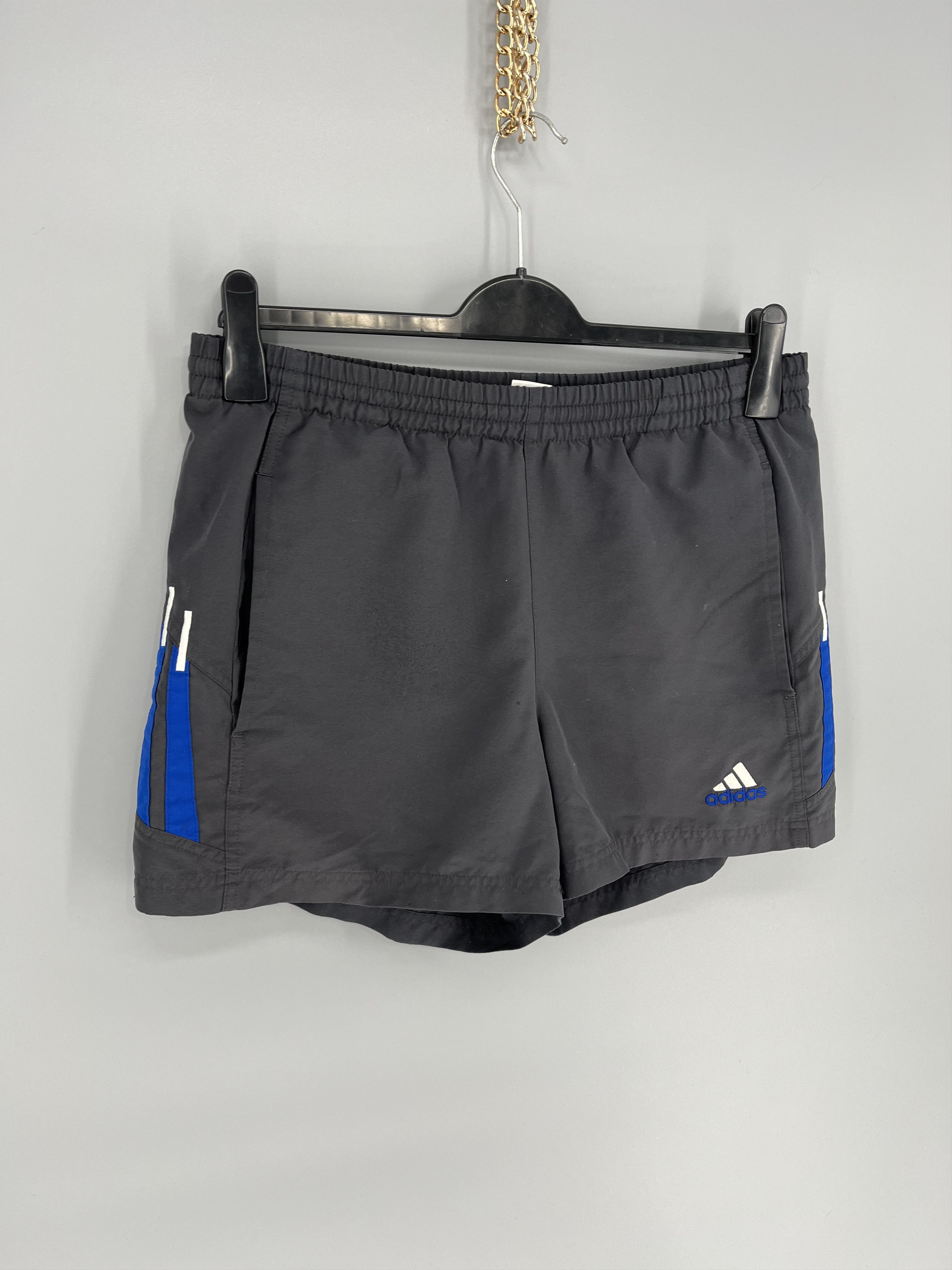 Adidas Vintage 90s ADIDAS Shorts Sport Streetwear 90s Style Size US 32 / EU 48 - 2 Thumbnail