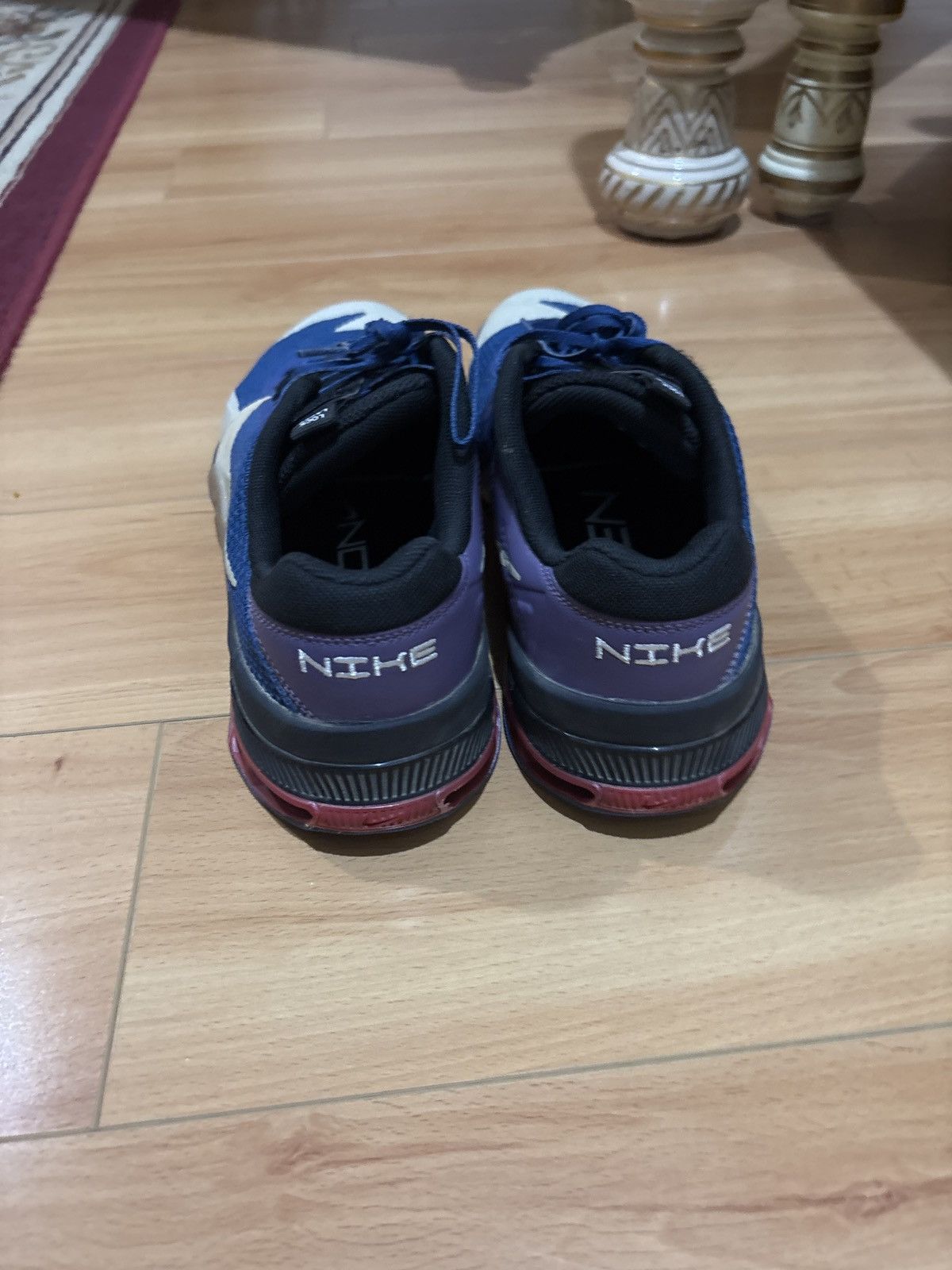 Nike Barely worn Nike sneakers Size US 11.5 / EU 44-45 - 4 Thumbnail